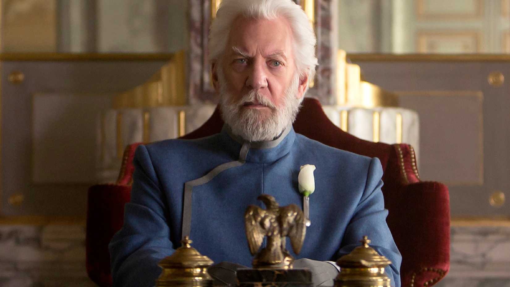 Donald Sutherland como Presidente Snow em Jogos Vorazes
