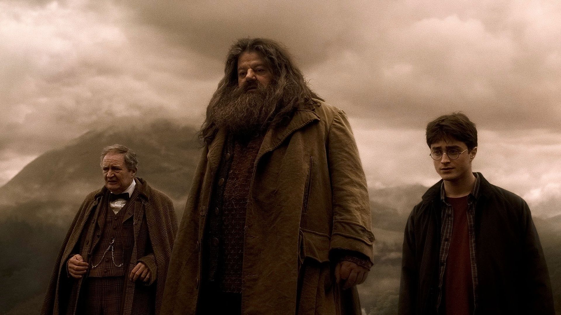 The Rings Of Power Season 3's Confirmed Release Date Creates An Almighty Streaming Battle