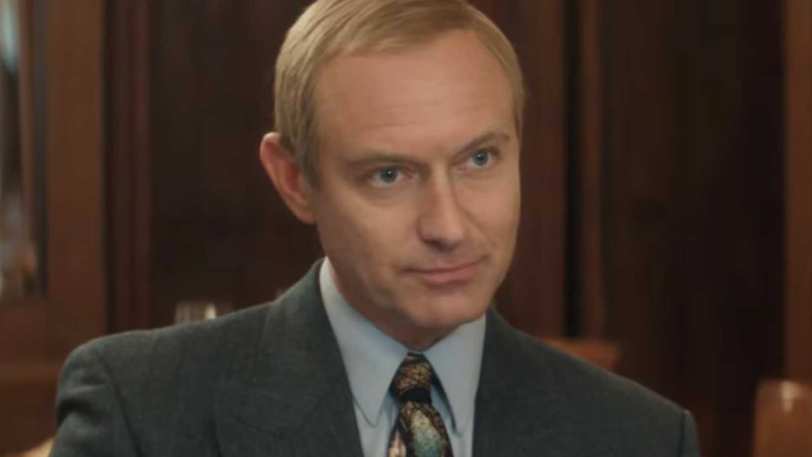 Jude Law interpreta Vladimir Putin em The Wizard of the Kremlin