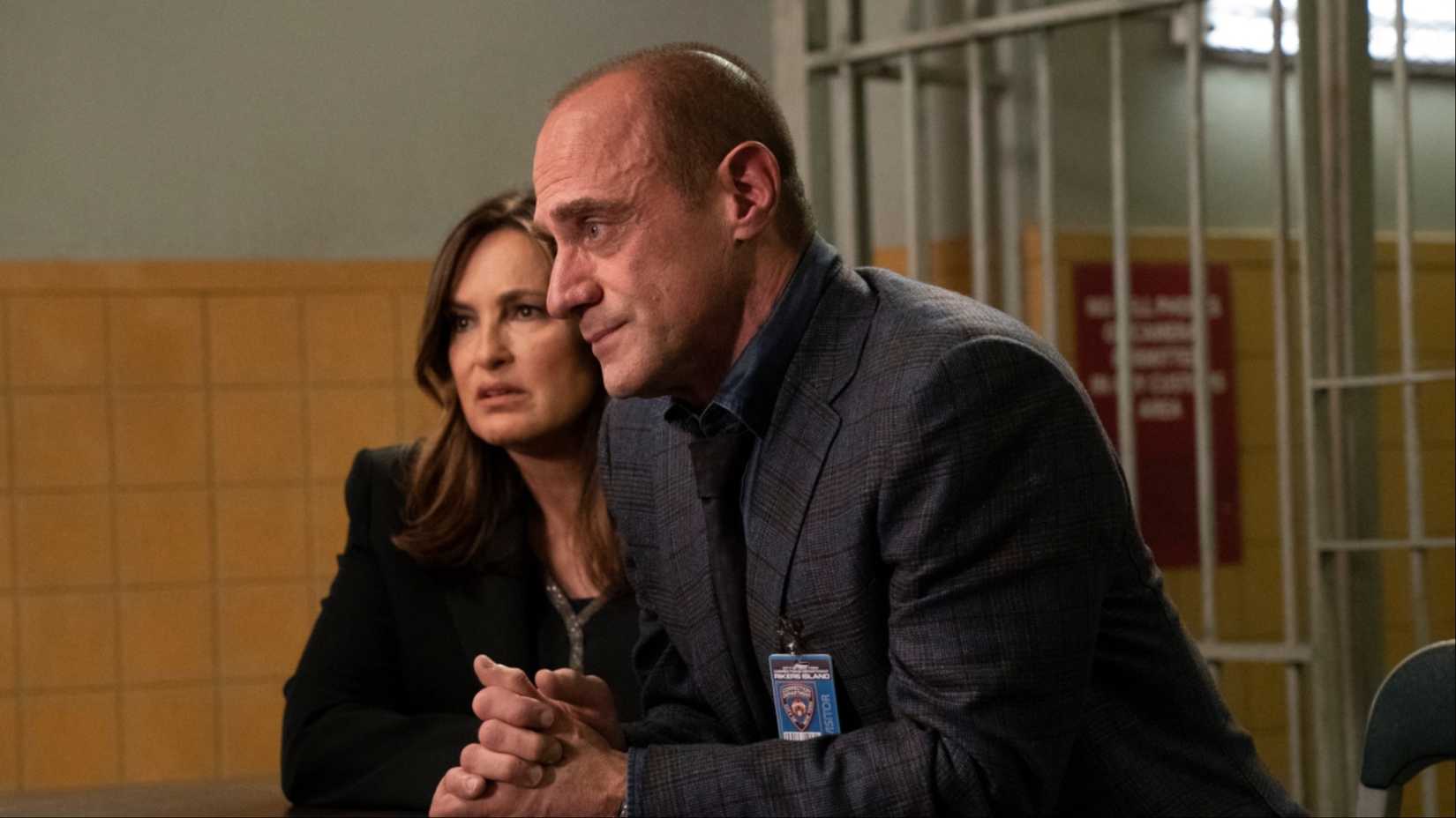 Benson e Stabler em cena clássica de Law & Order: SVU