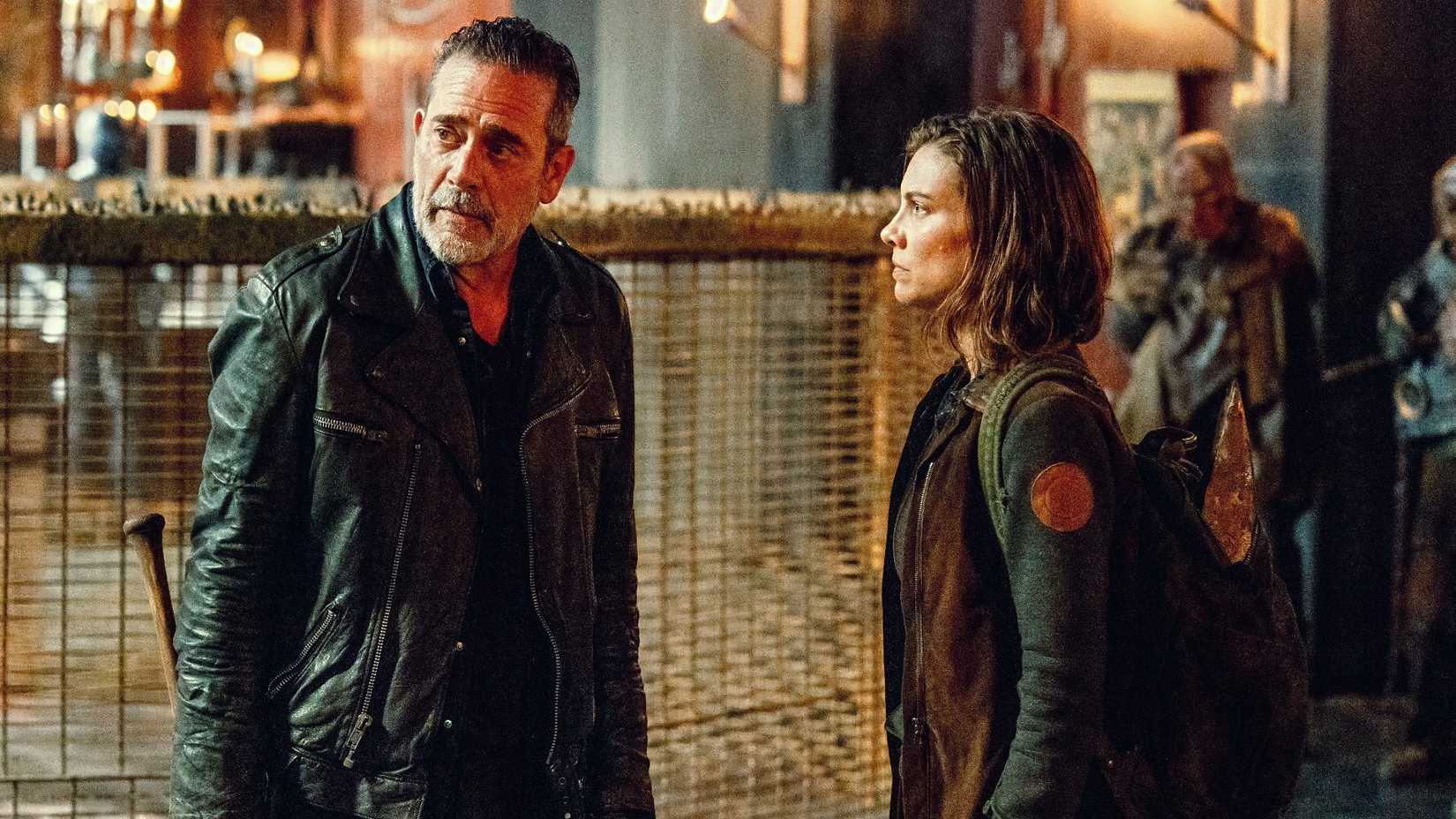 Maggie looking at Negan in The Walking Dead Dead City season 2