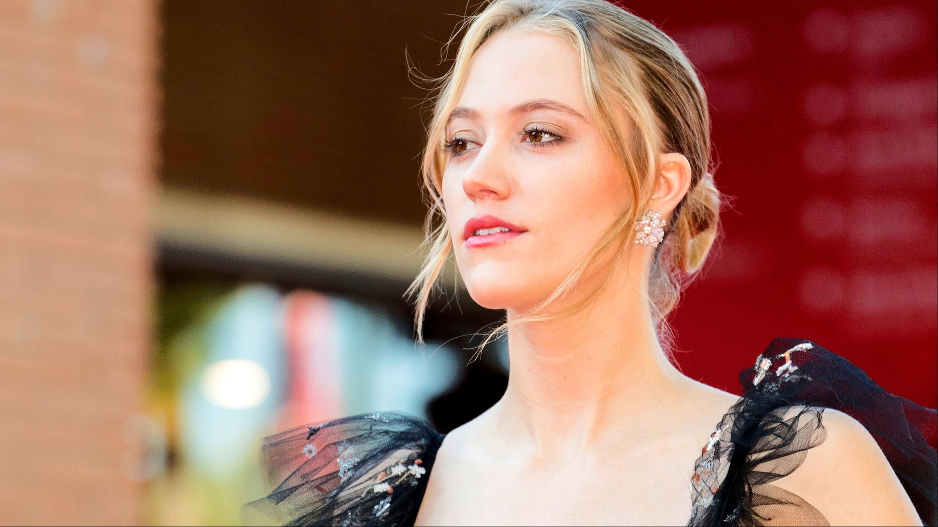 Maika Monroe's Most Chilling Movie Isn't It Follows Or Longlegs But This 2022 Thriller