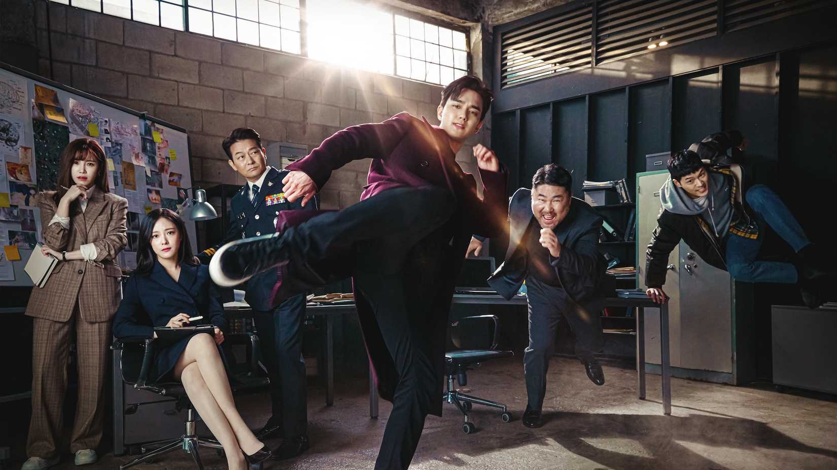 A group of detectives striking action poses in the K-drama Memorist.