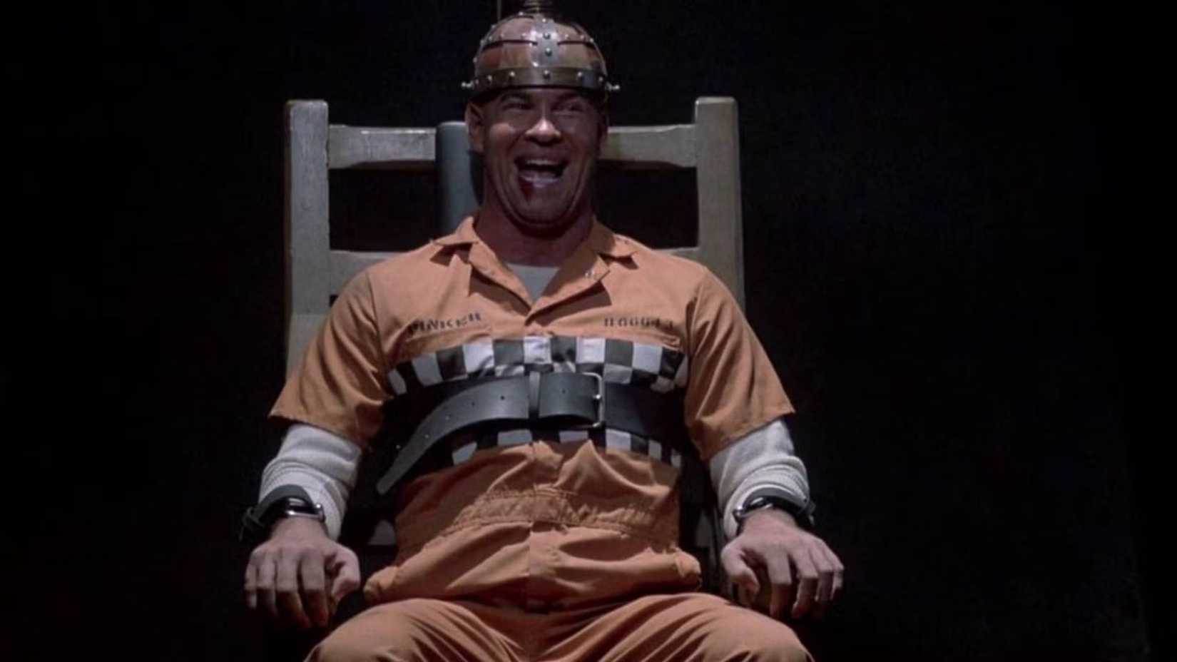 mitch pileggi as horace pinker in the electric chair in shocker