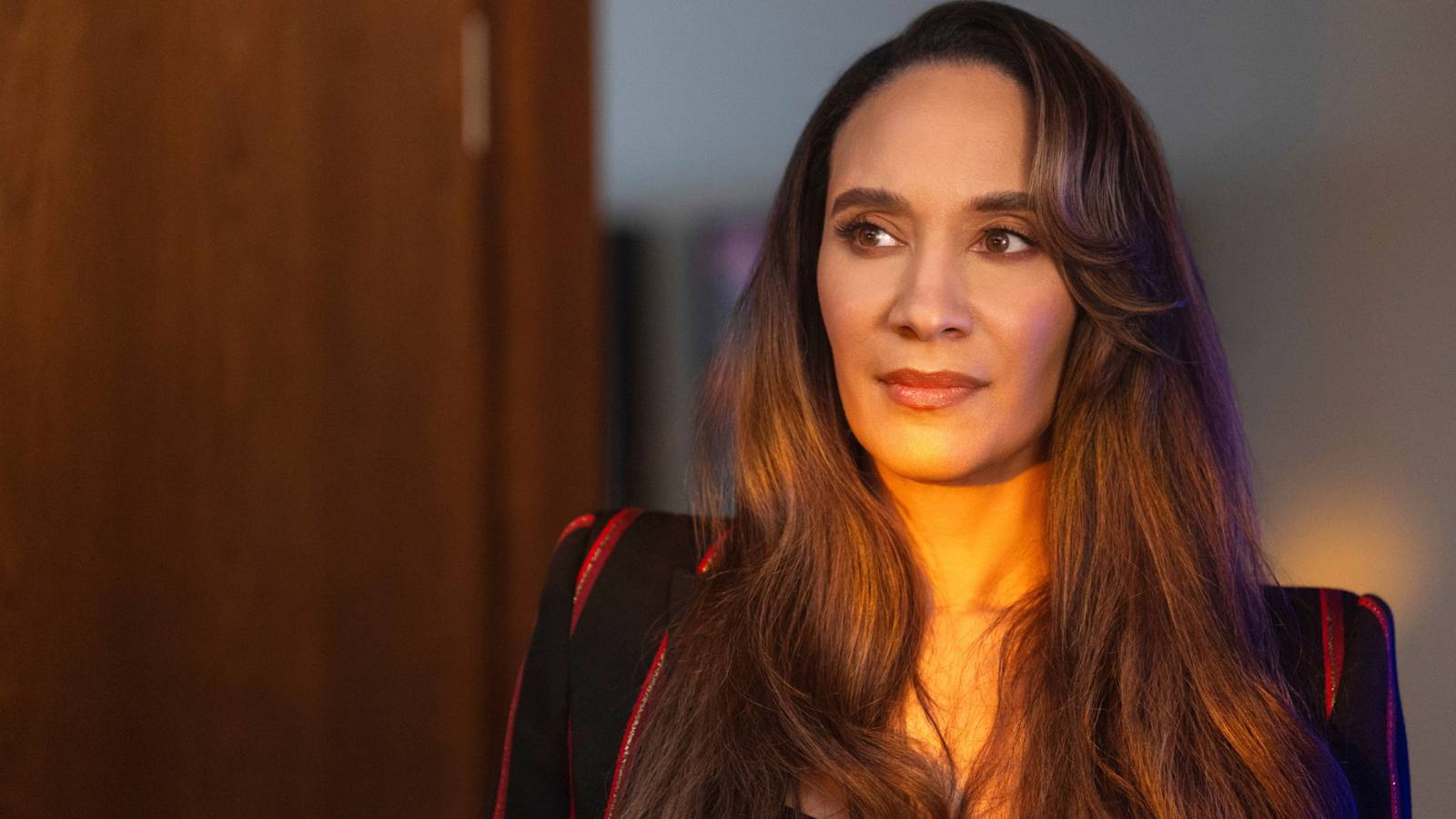 Can't Wait For Heat 2? Netflix's New Crime Series Is The Next Best Thing