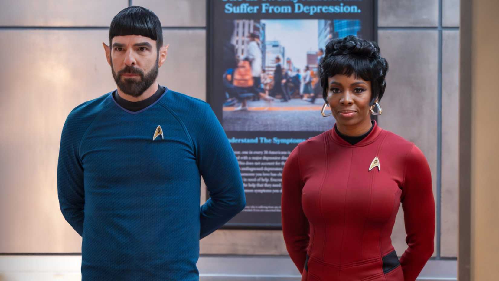 Wolf and Carol dressed in Star Trek gear in Brilliant Minds season 206