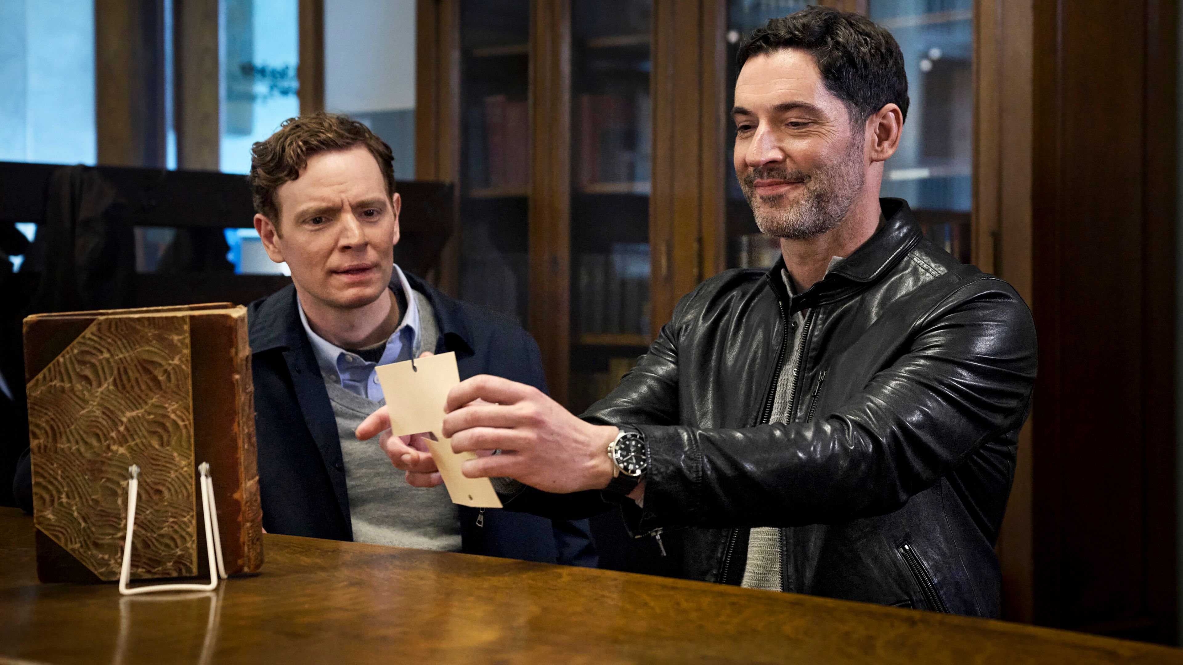 How Bill & Colin's Dynamic Will Change After CIA Season 1 Ending Teased By Stars