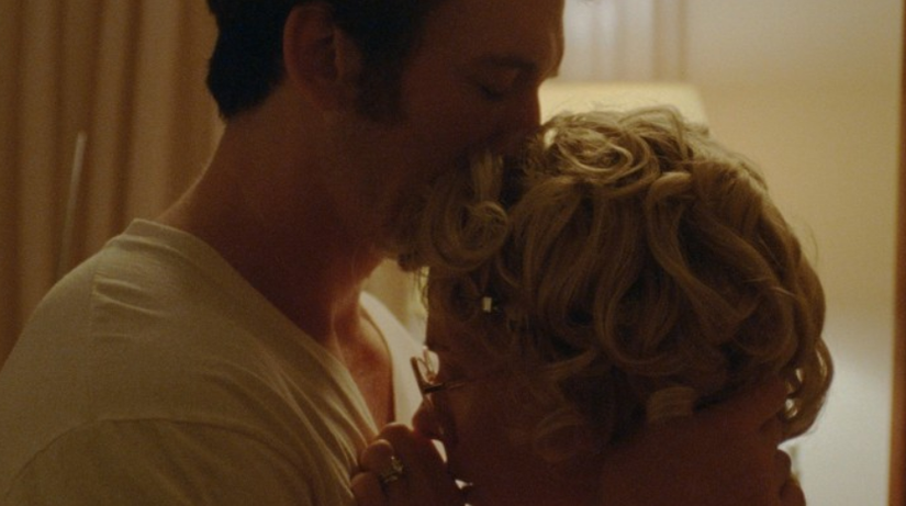 Miles Teller & Scarlet Johansson in Paper Tiger