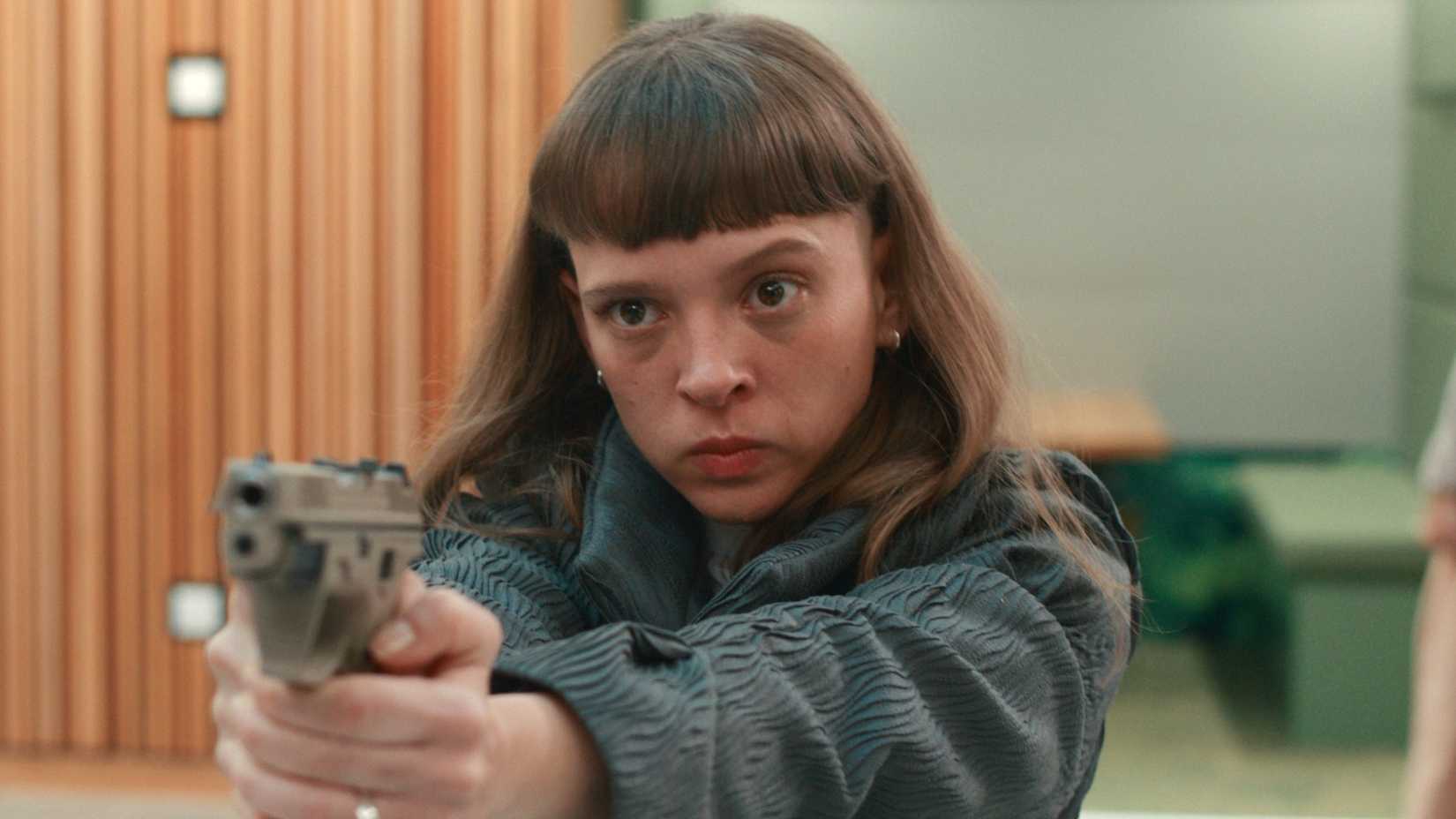 Shira Haas em Bodies