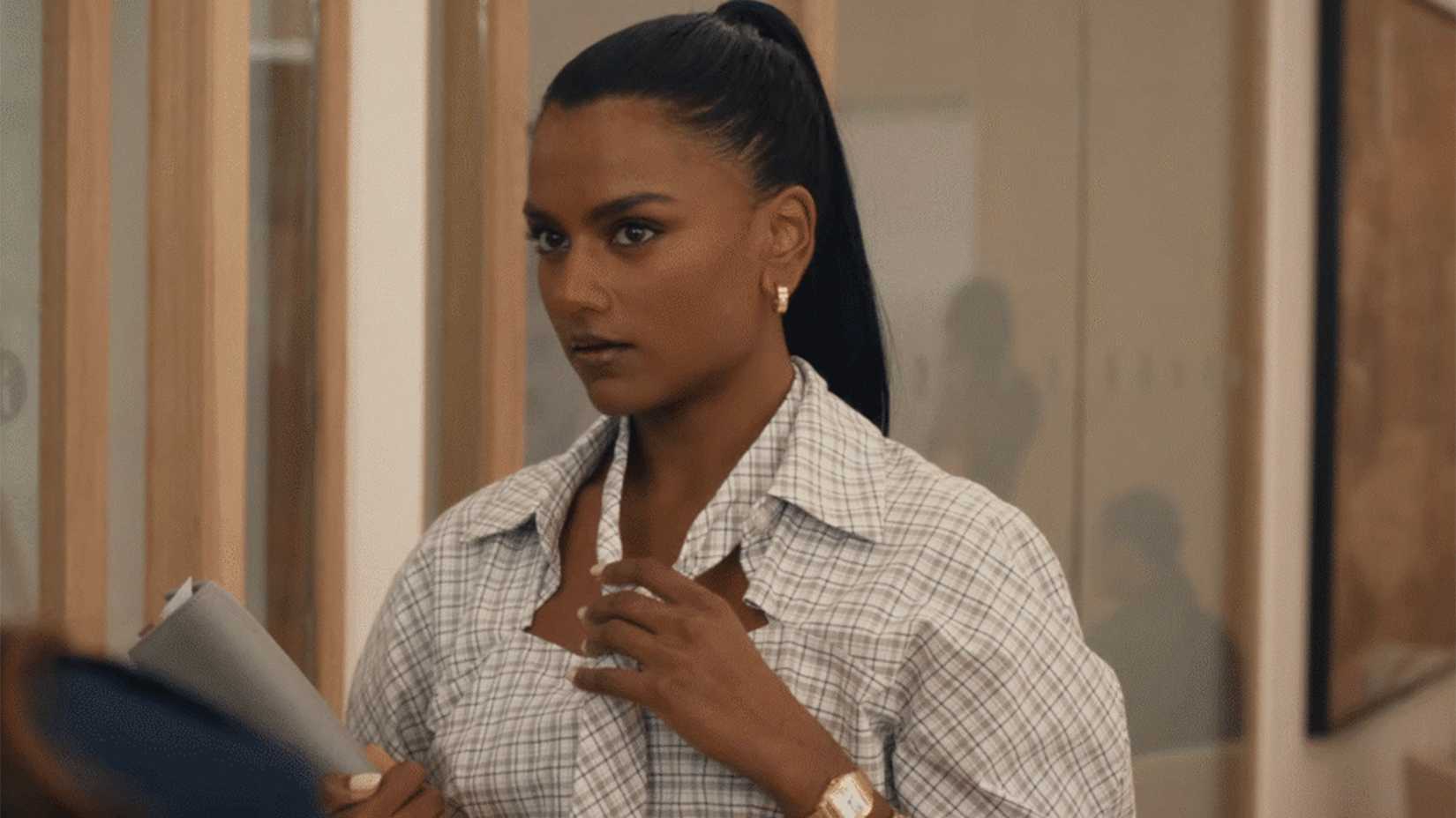Simone Ashley em O Diabo Veste Prada 2