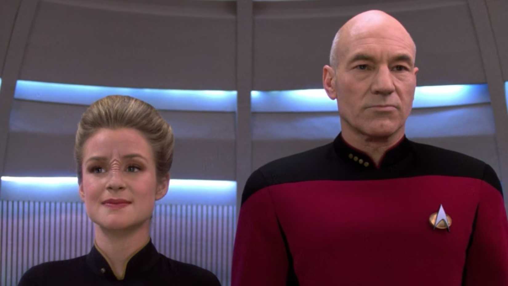 Picard and Sito stand in an elevator in Star Trek TNG "Lower Decks"