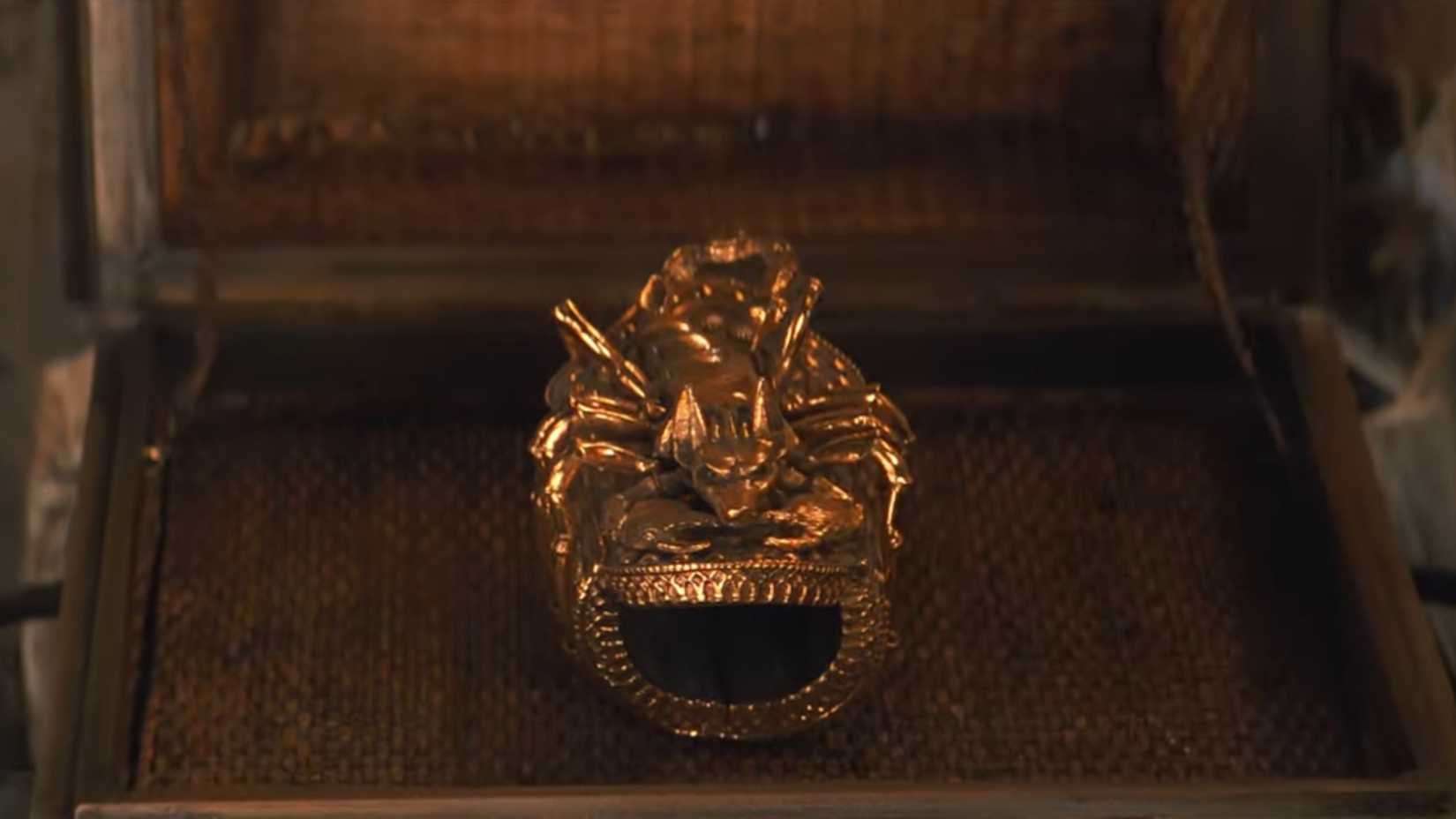 the bracelet of anubis in a box in the mummy returns