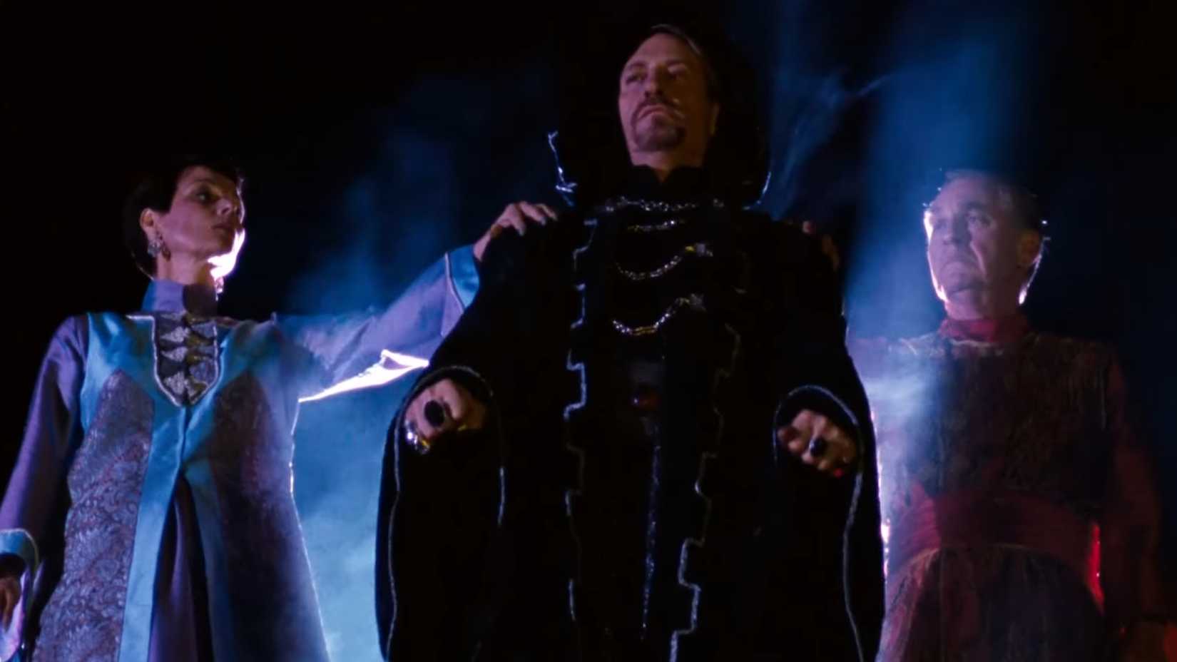 the elder gods appear in robes at the end of mortal kombat annihilation
