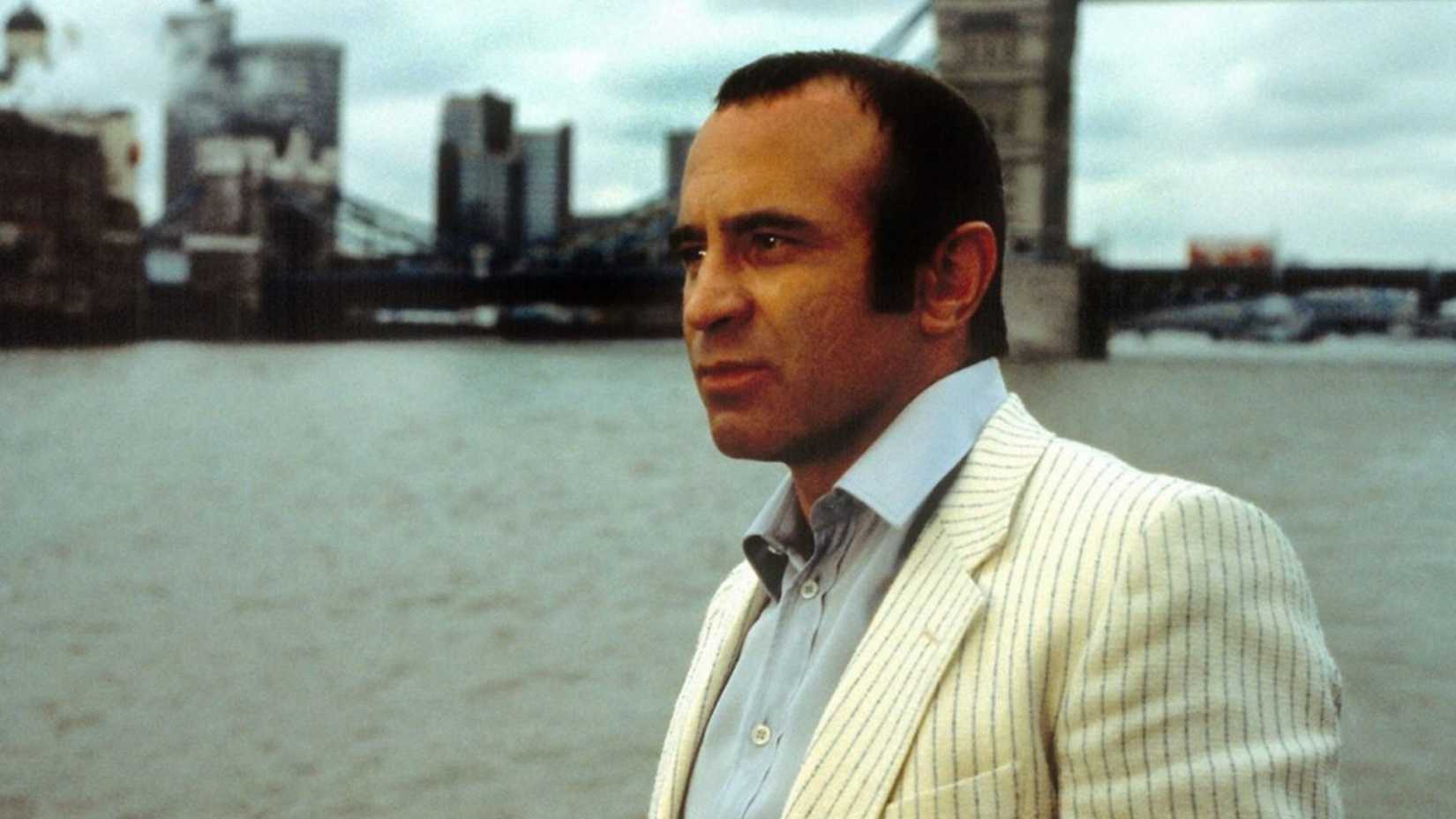 Bob Hoskins look out on the water in The Long Good Friday