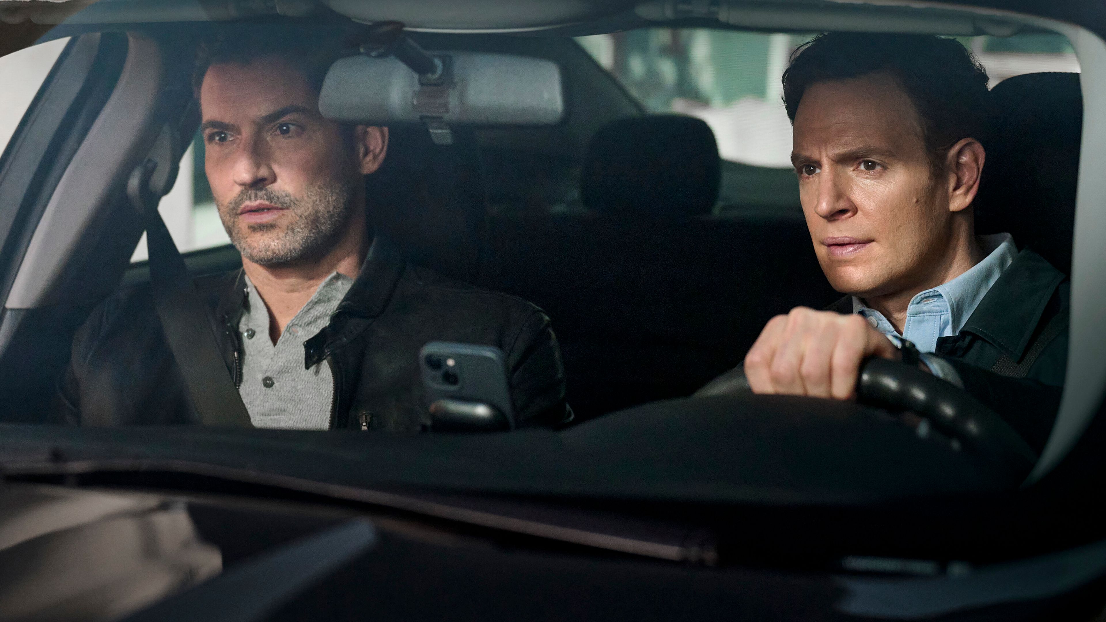 How Bill & Colin's Dynamic Will Change After CIA Season 1 Ending Teased By Stars