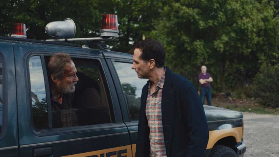 Wyck and Mayor Tom Loftis argue in Widow's Bay