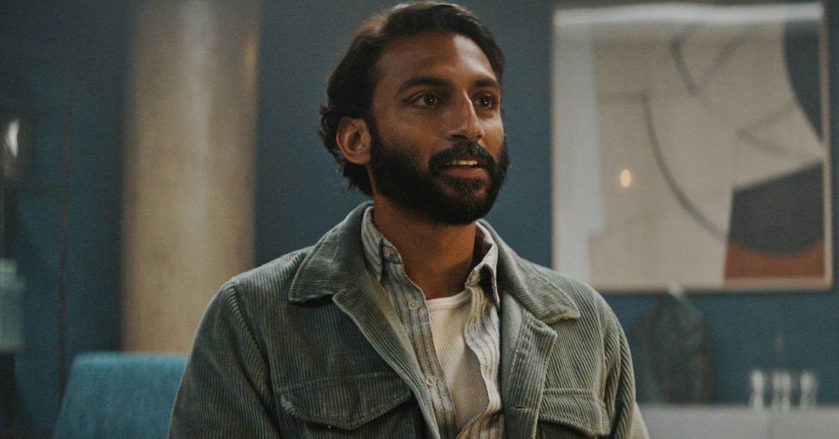 screenrant.com - Dhruv Sharma - Apple TV Officially Rewrites Its Dystopian Masterpiece With New Season