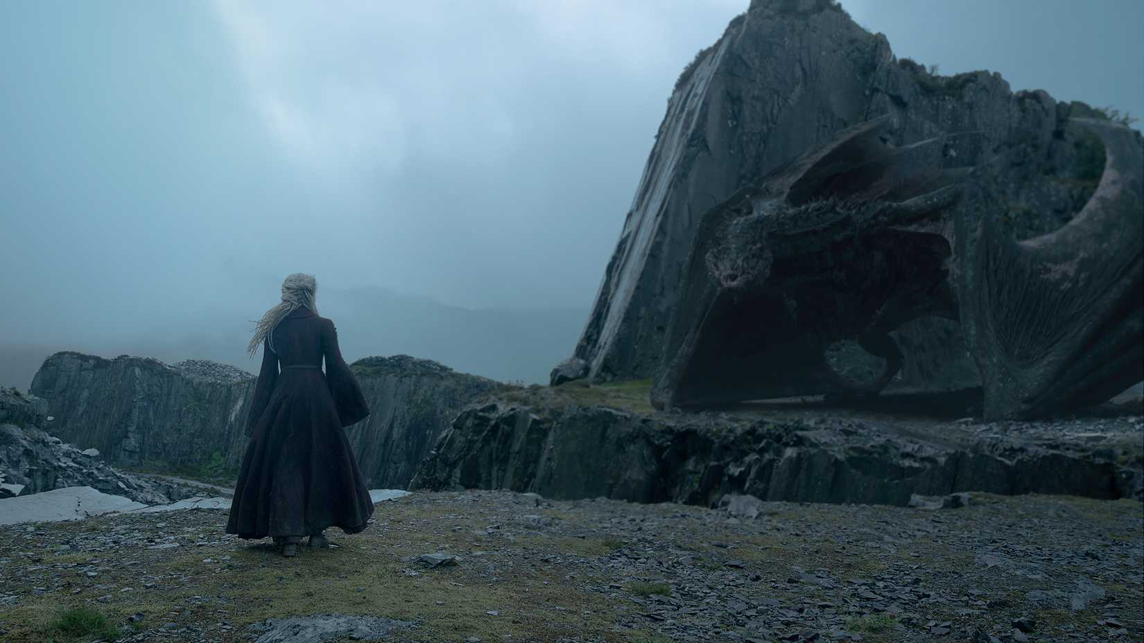 Rhaena (Phoebe Campbell) approaching Sheepstealer in House of the Dragon