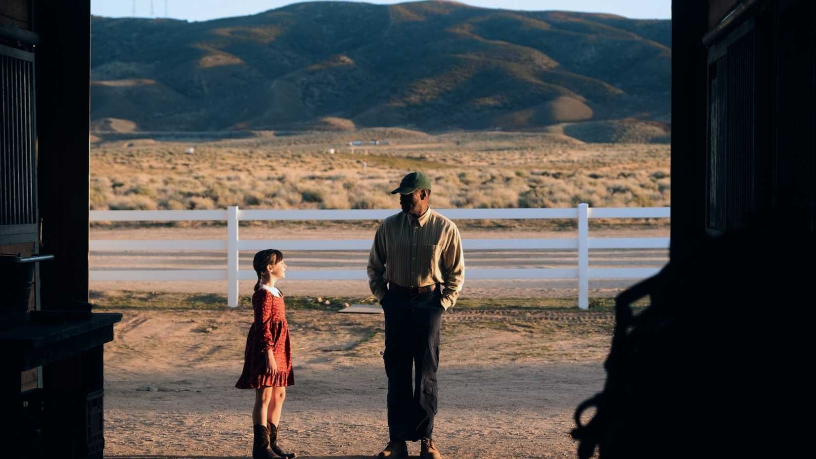 ali colman domingo standing with the miller girl outside the homestead barn in euphoria season 3