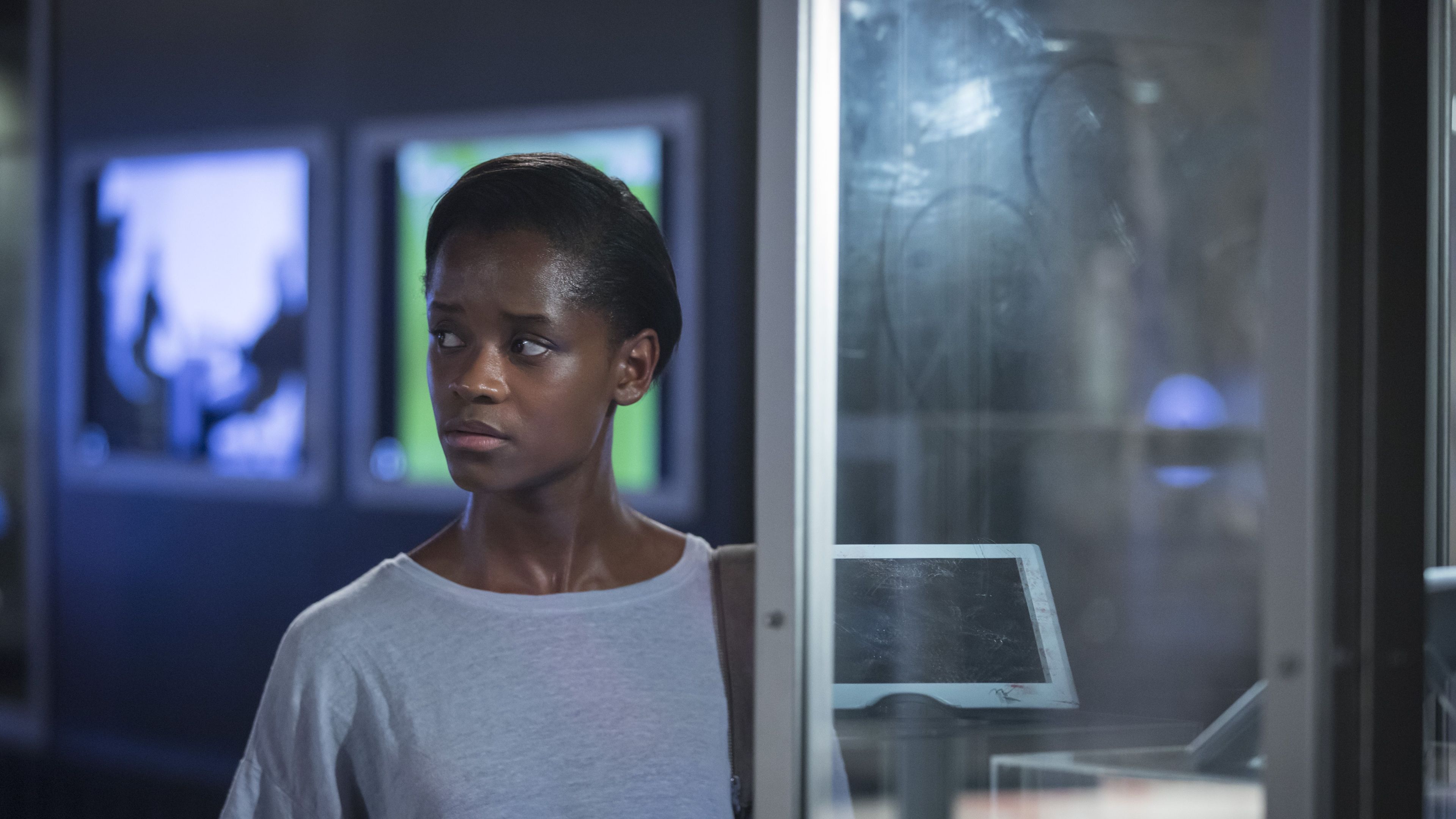 Black Mirror Meets The Twilight Zone In This Must-Watch Classic Sci-Fi Show image