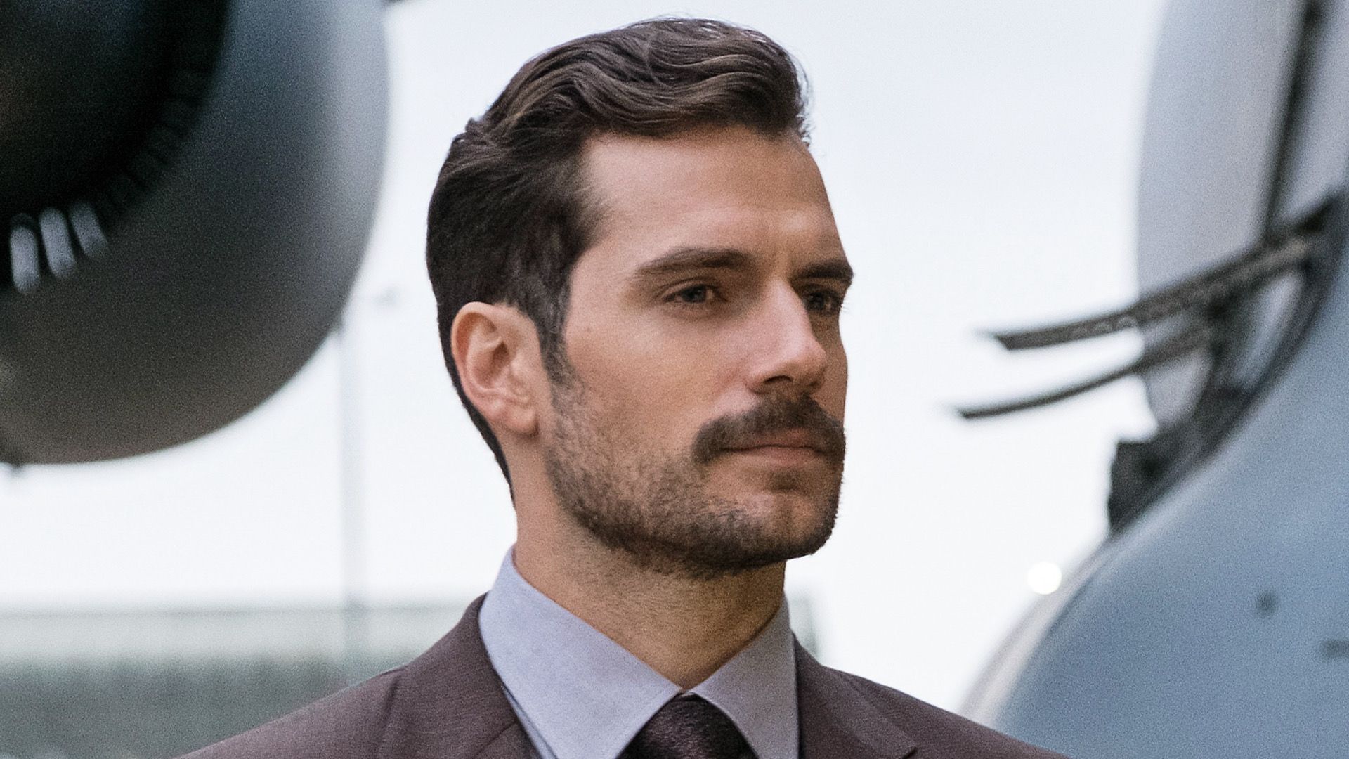 Henry Cavill's 5 Spy Roles, Ranked Worst To Best image