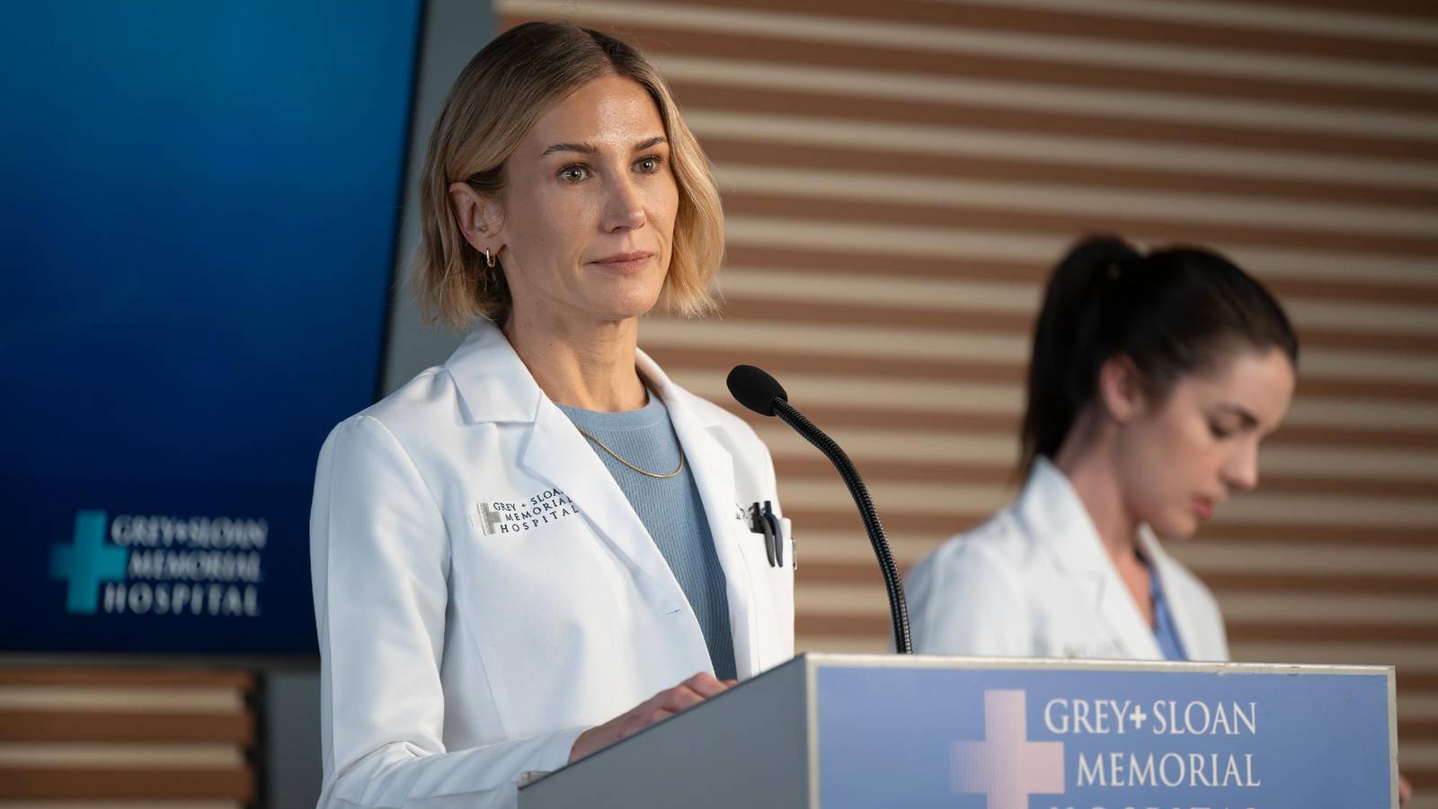 Who Plays Grey’s Anatomy’s New Doctor, Toni Wright: Where You’ve Seen The Actress Before