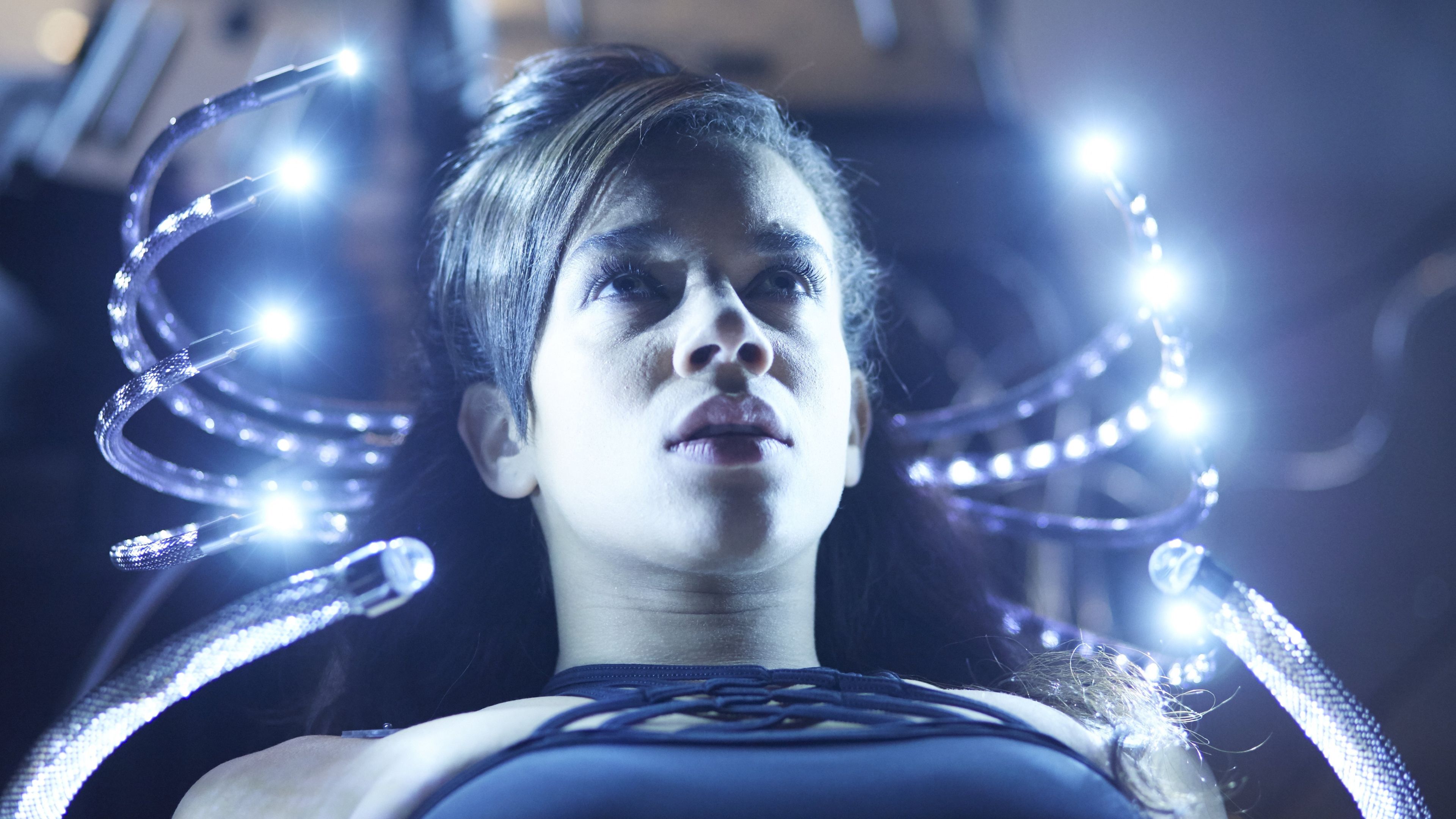 7 Near-Perfect Space Opera Shows No One Remembers Today image