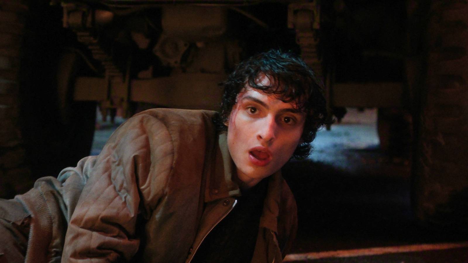Netflix's Upcoming Sci-Fi Reboot Is Almost The Perfect Stranger Things Replacement