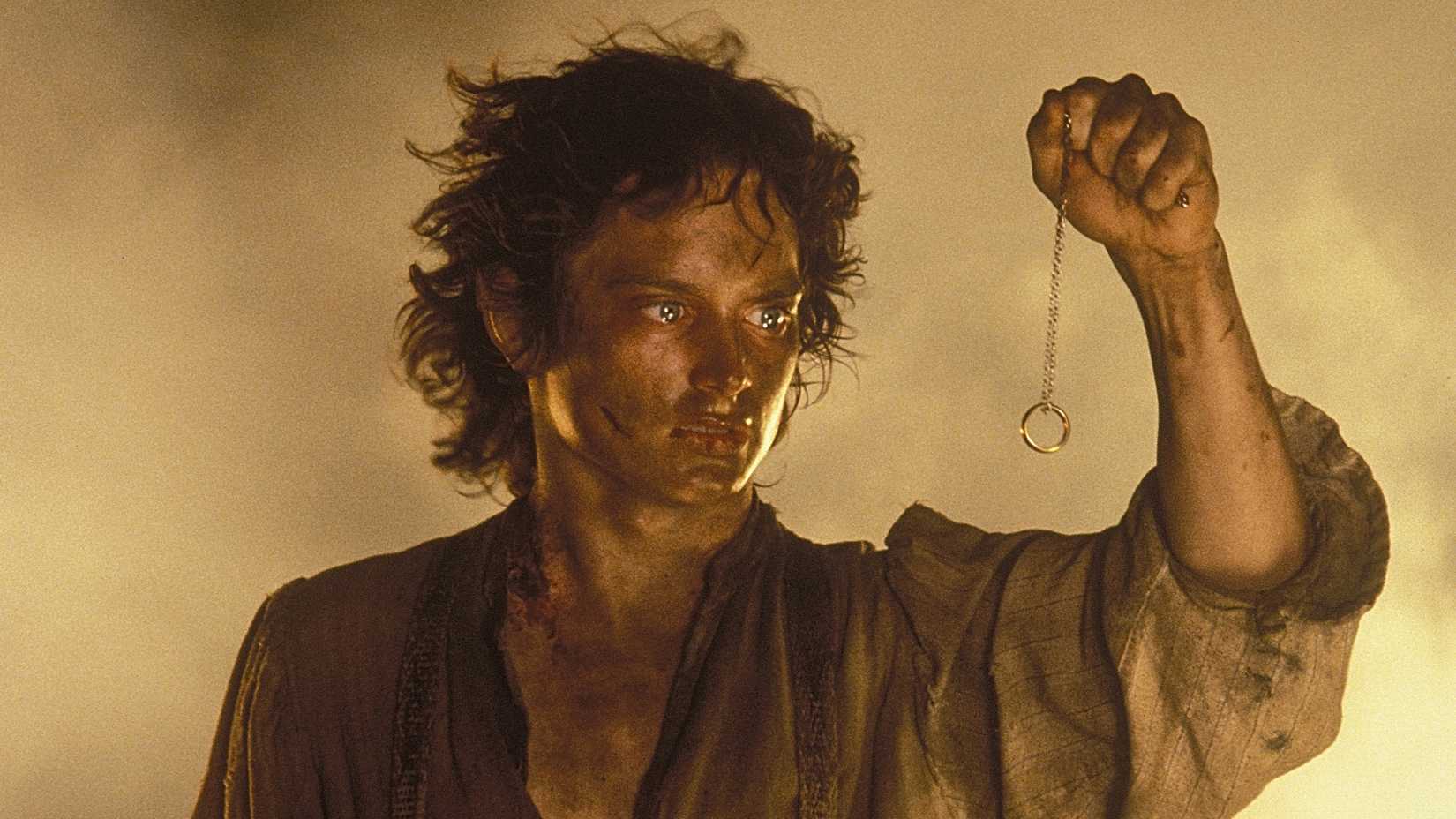 Frodo holding the Ring in The Lord of the Rings the Return of the King
