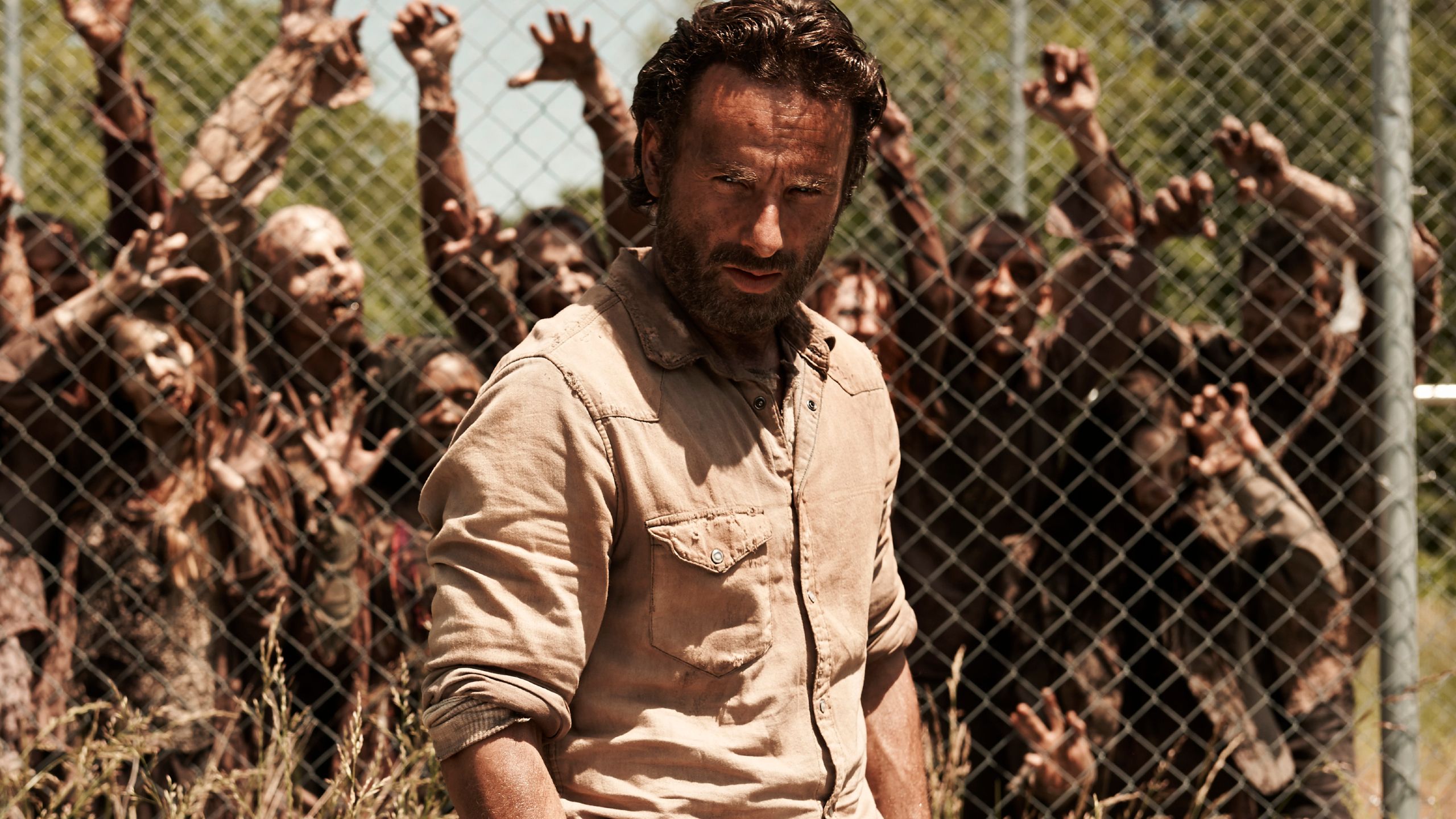 6 Post-Apocalyptic Shows Better Than The Walking Dead image