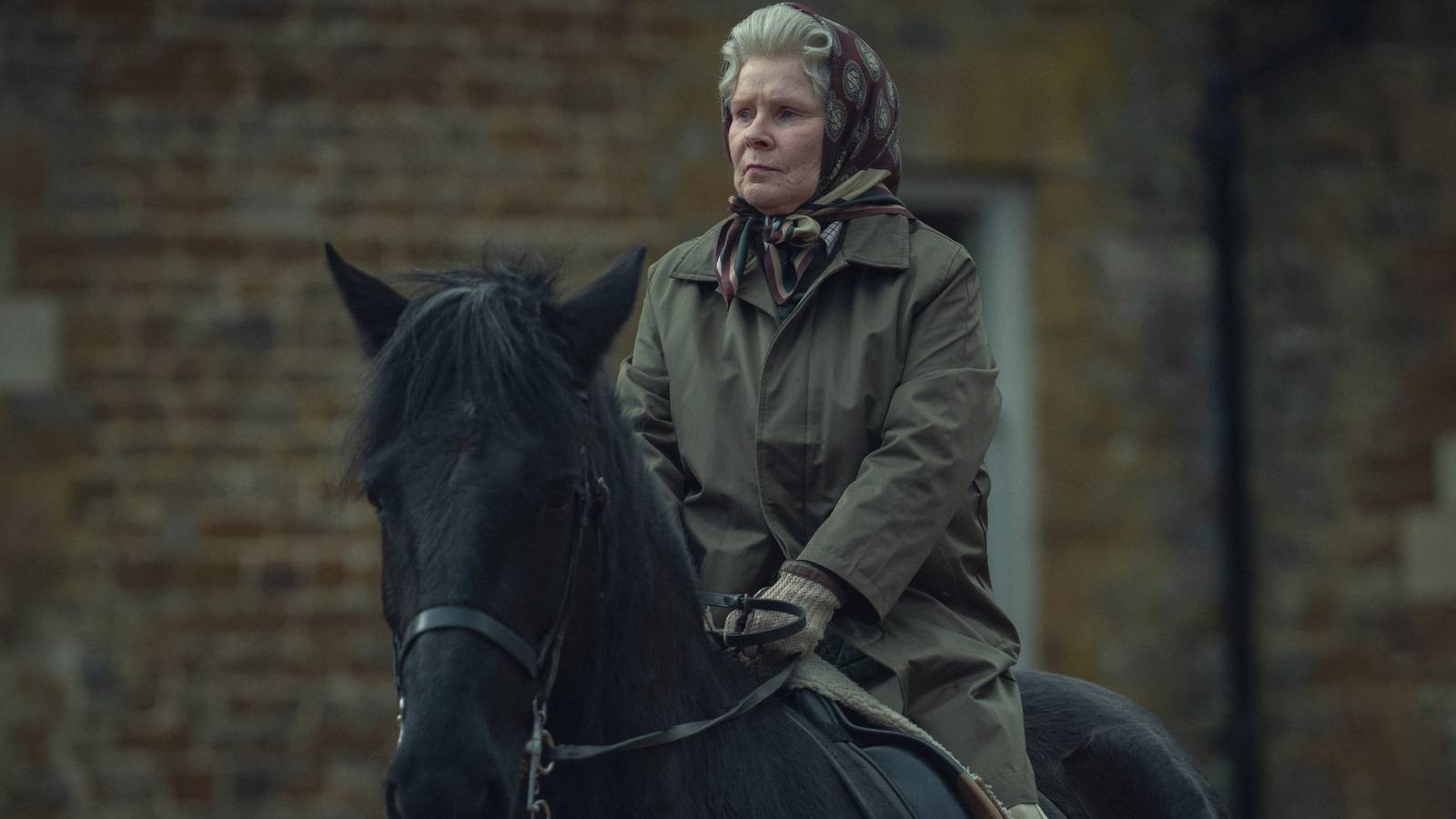 Netflix's Smash Hit Period Drama Is So Good, It Survived Recasting The Main Character Twice