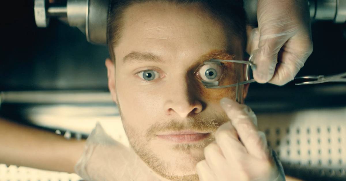 screenrant.com - Cathal Gunning - The Matrix Meets Westworld In Amazon's 10-Part Cyberpunk Thriller Series