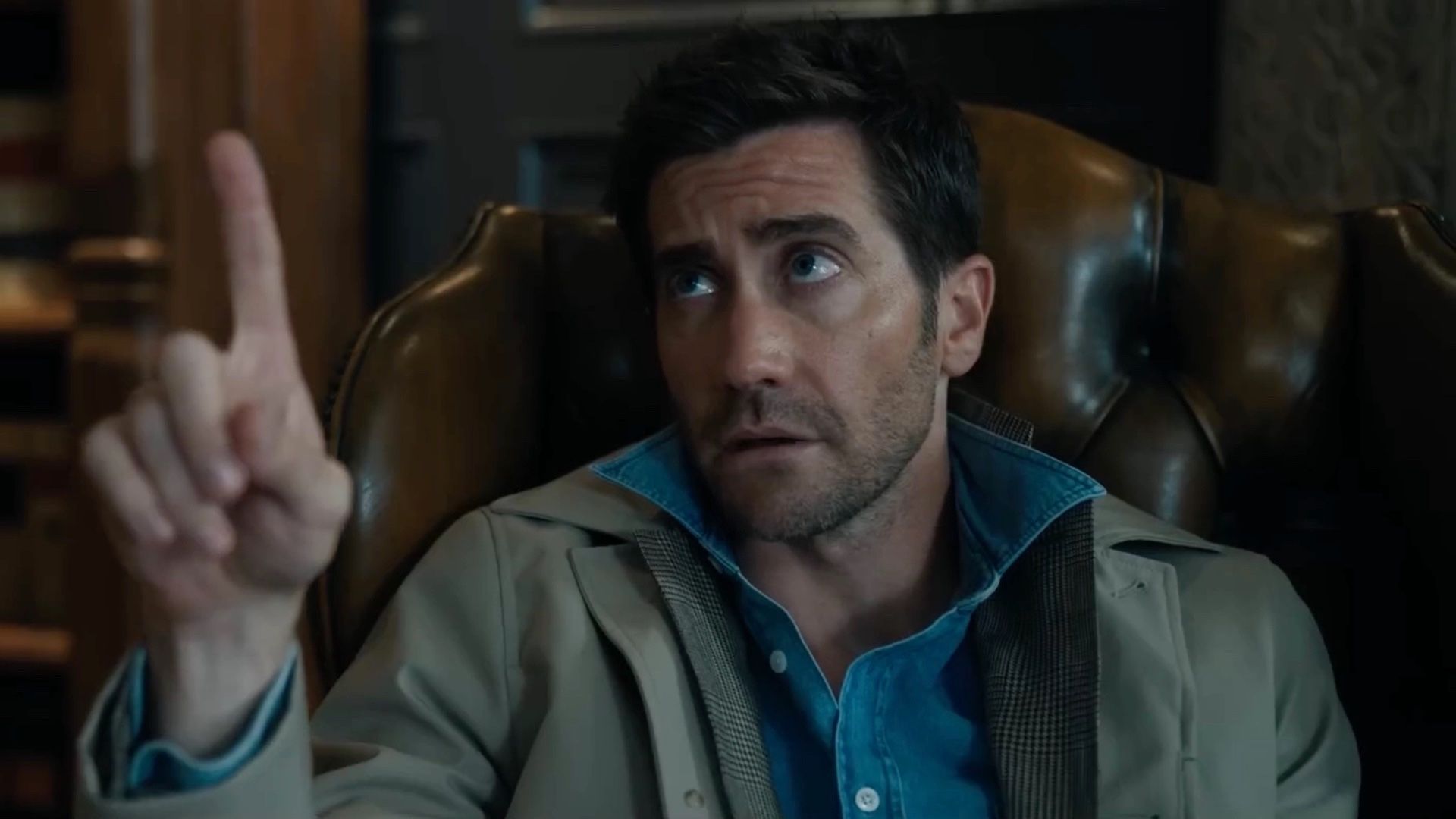 Guy Ritchie's New R-Rated Action Movie Officially Sets New Release In 1 Month image