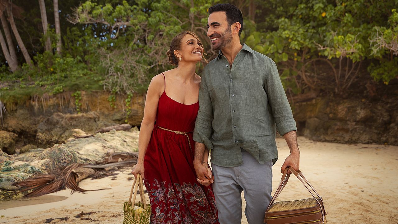 Office Romance Interviews with Jennifer Lopez, Brett Goldstein, Tony Hale, Betty Gilpin & Ol Parker