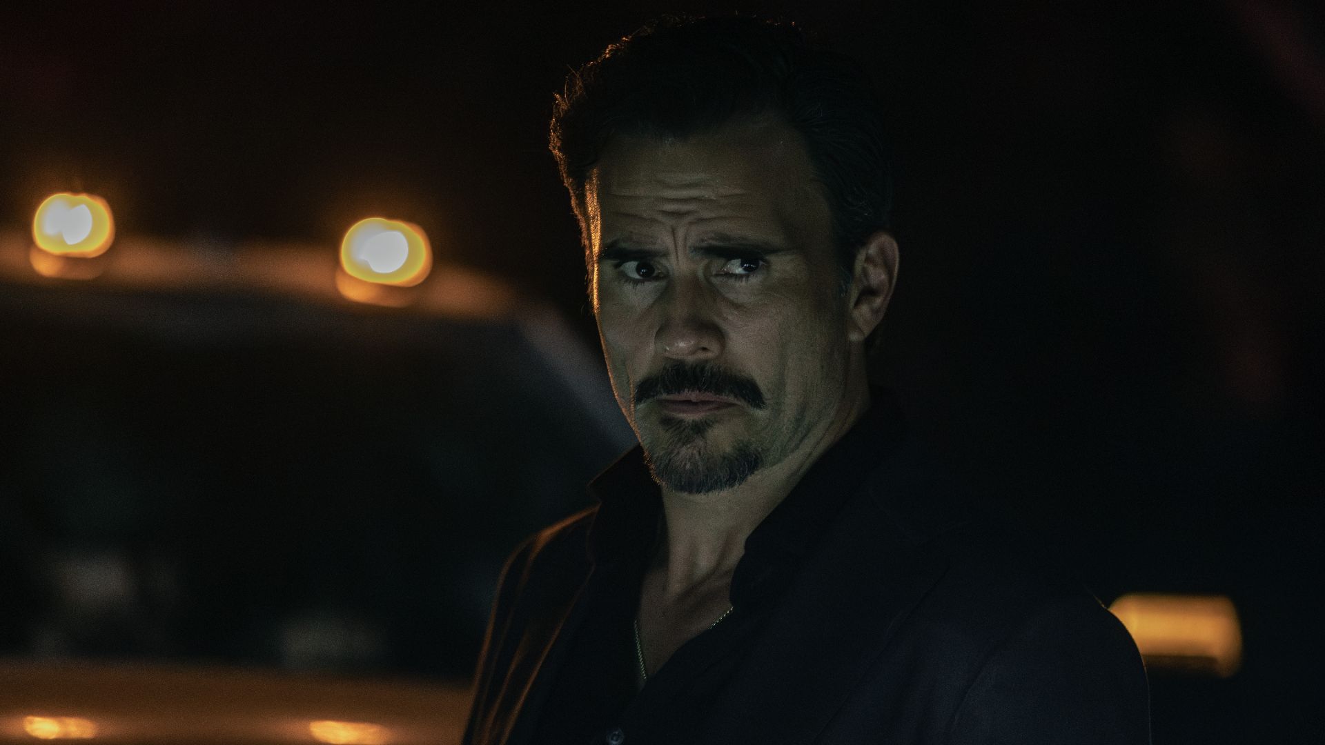 Yellowstone's New John Dutton & Rip Replacements' Darker Story Direction Teased By Dutton Ranch Star image