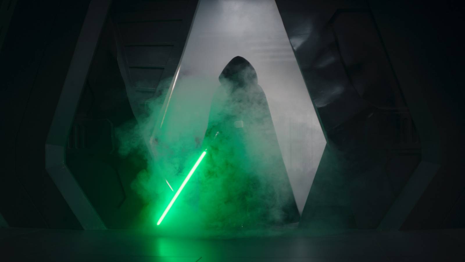 Disney+'s New Star Wars Show Is The Mandalorian With More Lightsabers