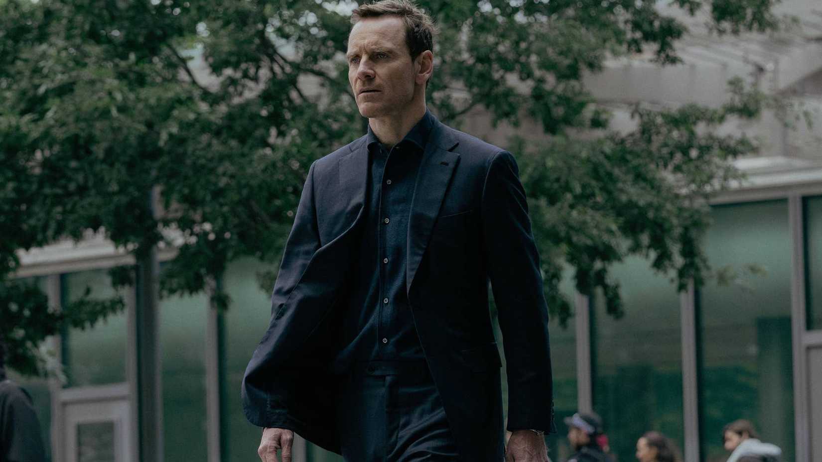 Michael Fassbender as Martian in The Agency, episode 1, season 2