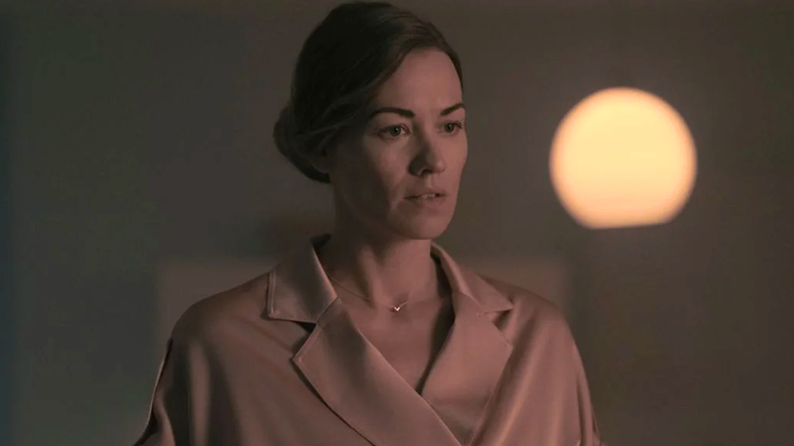 Hulu's 66-Episode Dystopian Series Is So Good, It Goes Way Beyond The Book It's Based On image