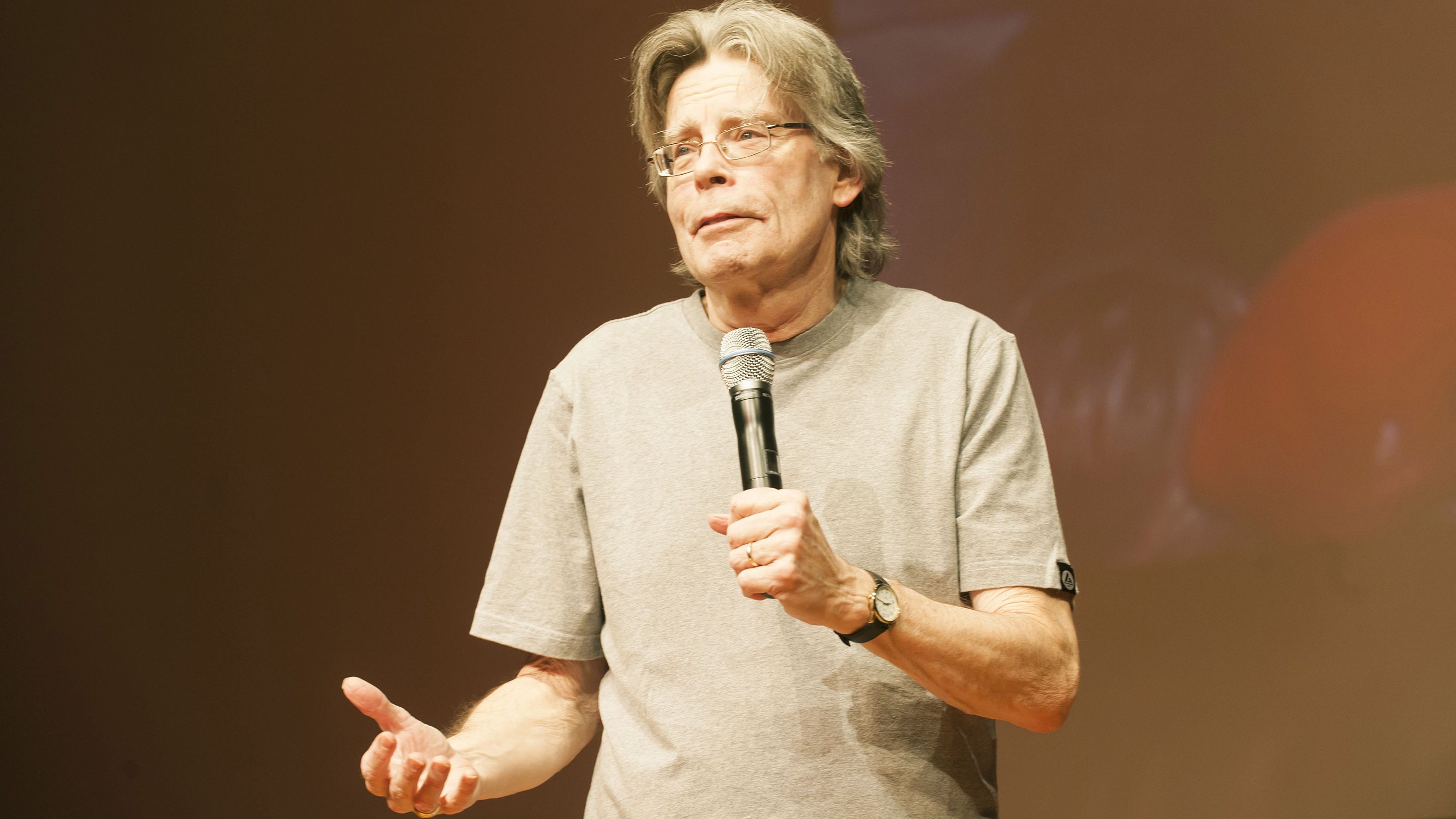 Stephen King Sci-Fi Movie Surges On Streaming Ahead Of Mike Flanagan’s New Prime Video Adaptation image