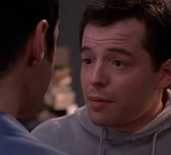 Steven standing face to face with Chip in The Cable Guy