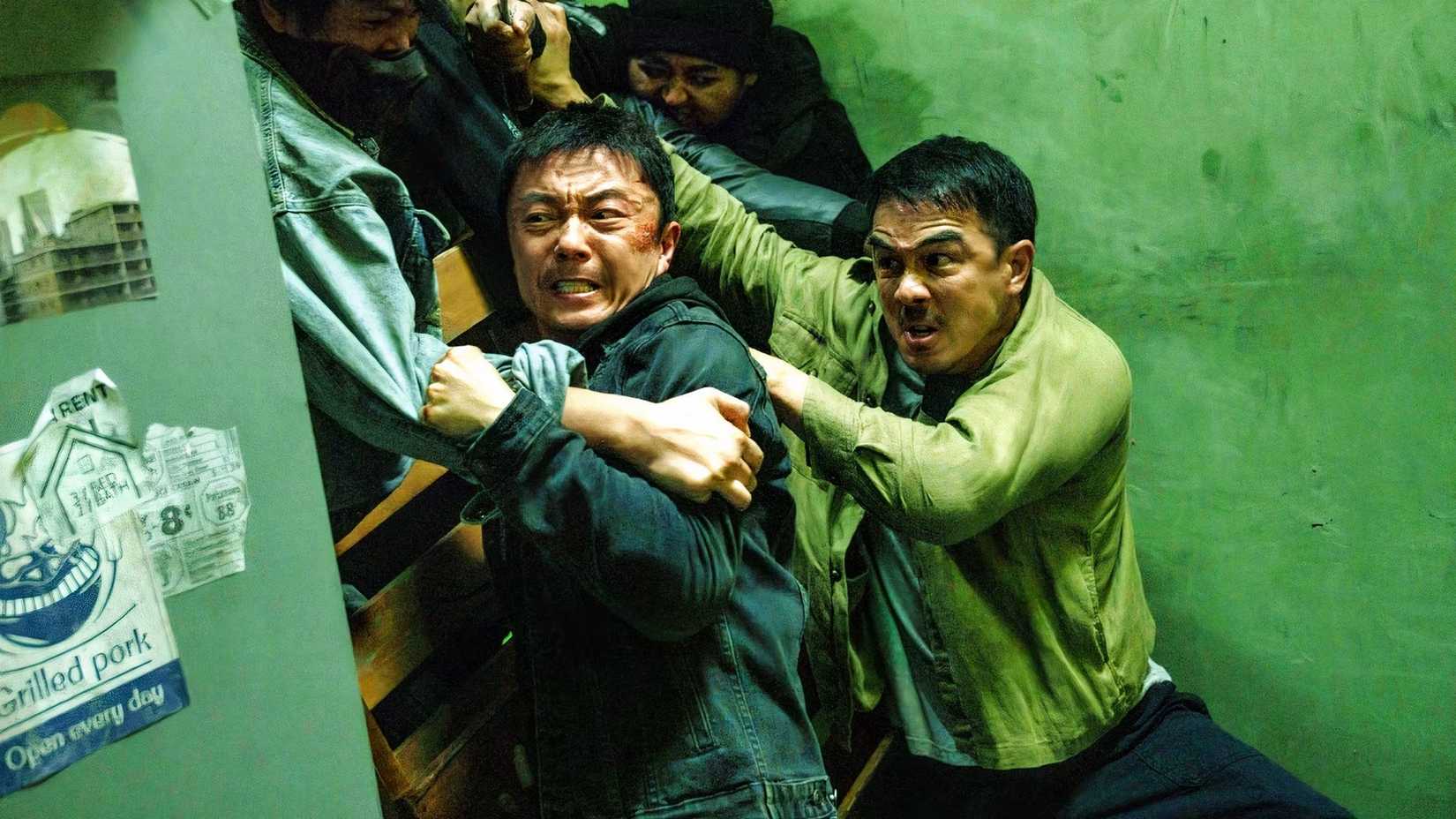 Two characters from The Furious getting attacked by gangs