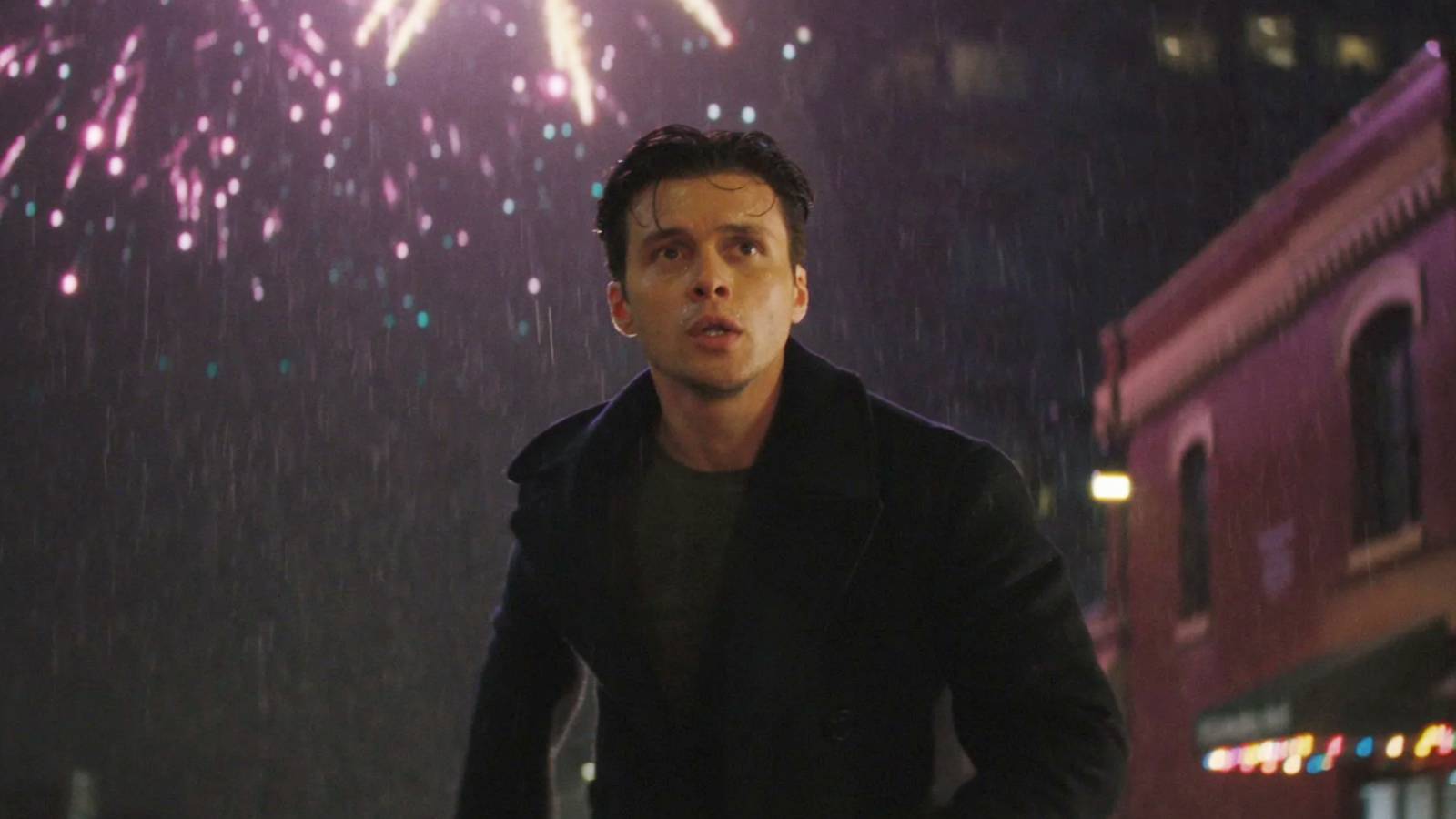 Netflix's New Movie With Jurassic World Star Debuts To Stellar Rotten Tomatoes Score