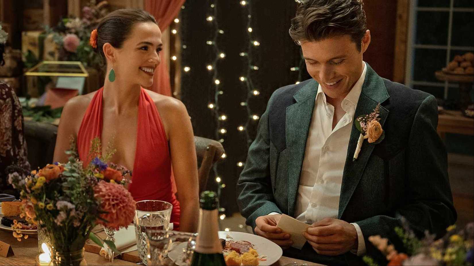 Zoey Deutch and Nick Robinson in Voicemails for Isabelle
