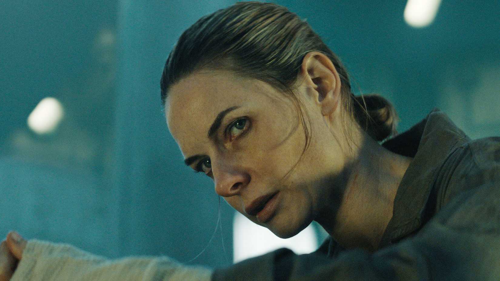 Rebecca Ferguson’s Juliette looking sideways in Silo