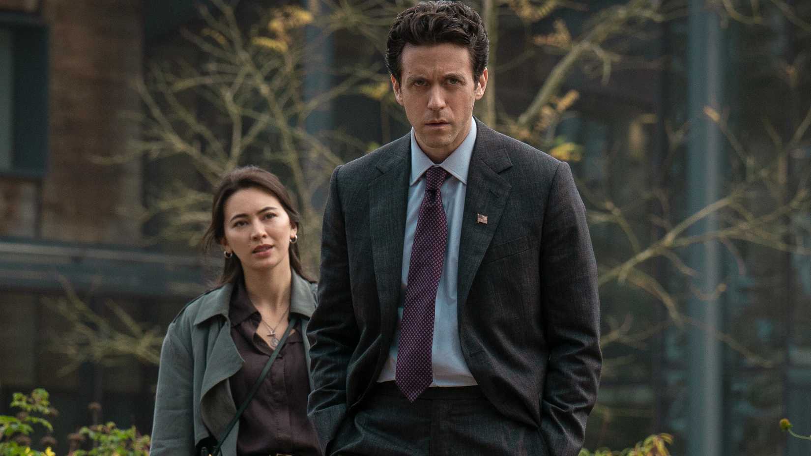 Ashely Zukerman as Daniel and Jessica Henwick as Helen in Silo season 2