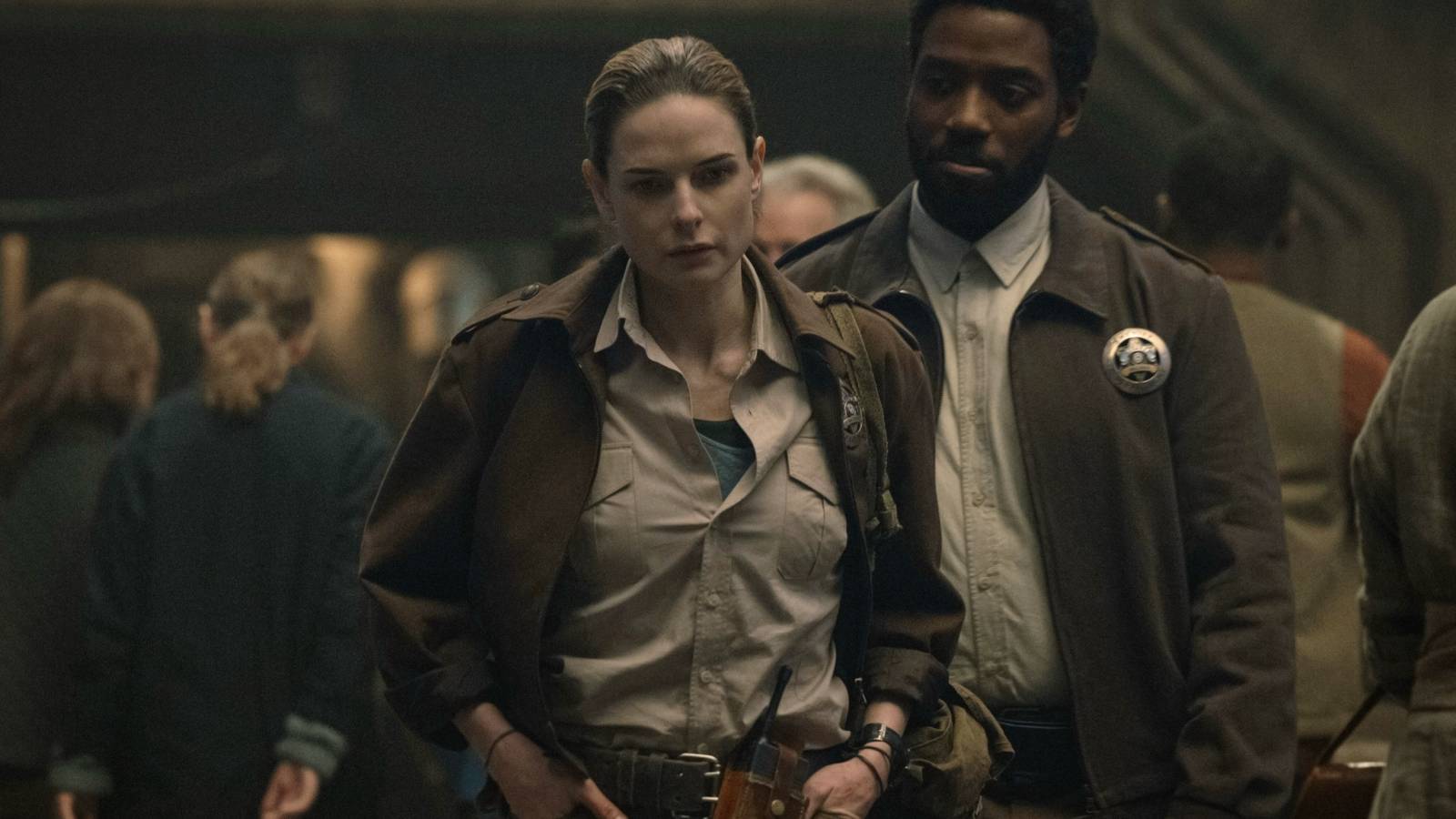 Netflix's 96% RT Dystopian Thriller Returning For Season 2 Deserves To Be As Big As Silo