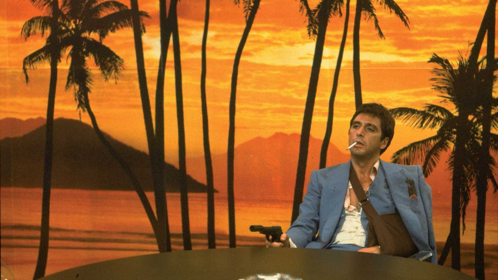 5 Reasons It's Hard To Watch Scarface Today