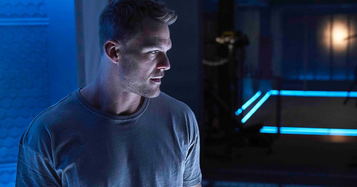 screenrant.com - Ben Sherlock - Alan Ritchson's 2-Part Sci-Fi Movies Are The Most Underrated Franchise Reboot Of The 2010s