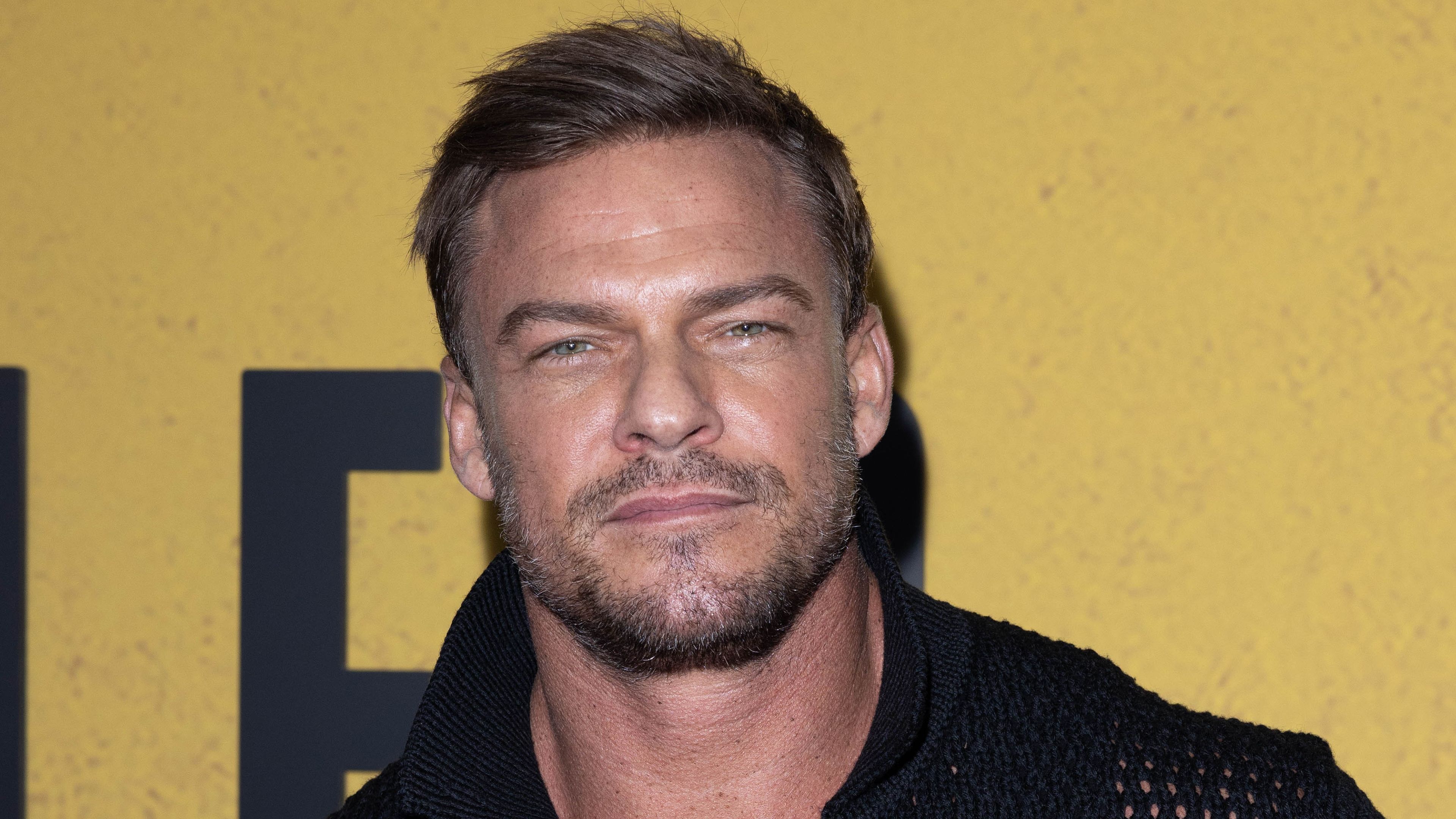 Alan Ritchson Gives Definitive Blue Mountain State Season 4 Update image