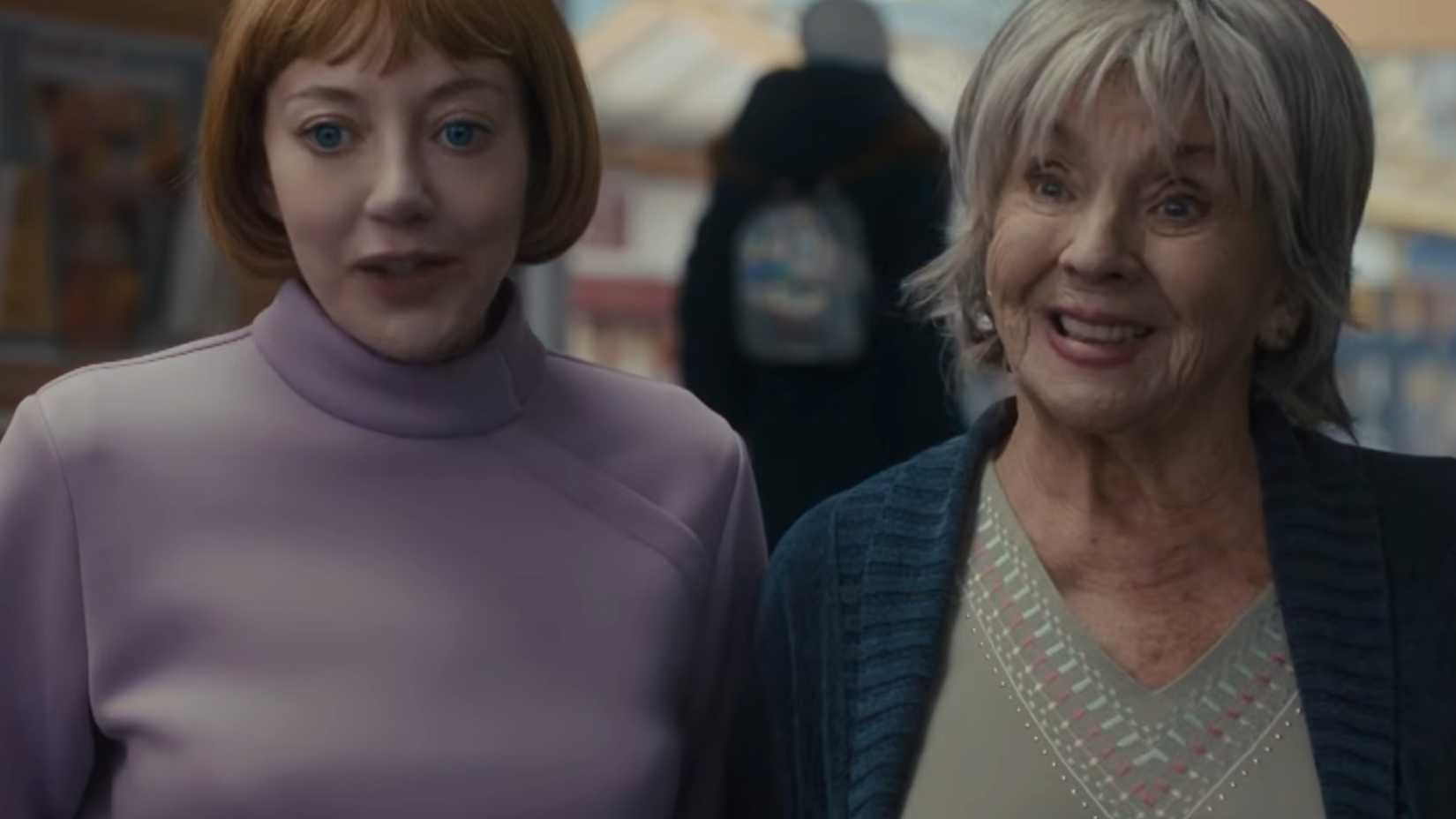 Ann and Sue looking off-screen in Ann Droid
